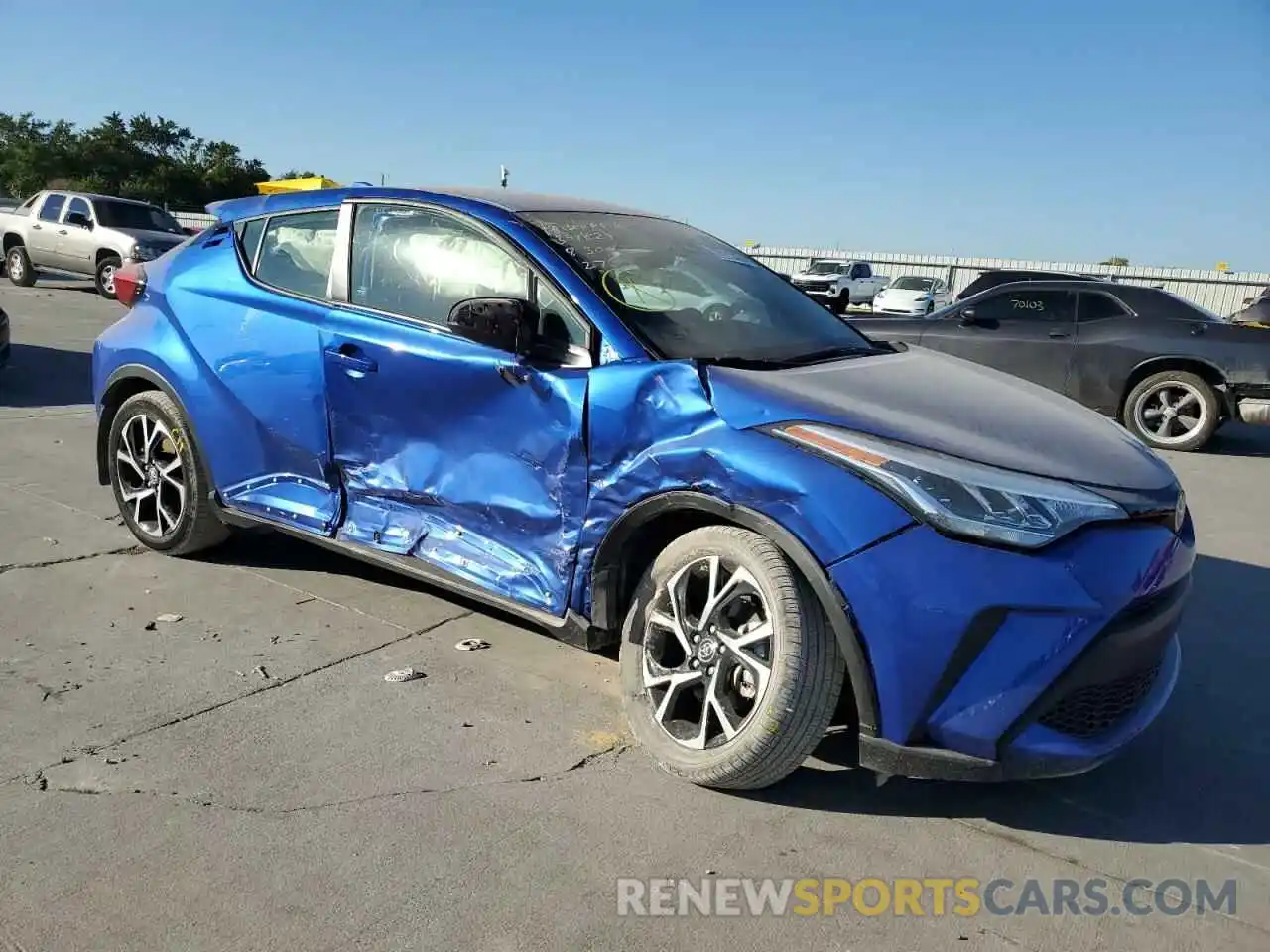 4 Photograph of a damaged car JTNKHMBX4M1113934 TOYOTA C-HR 2021