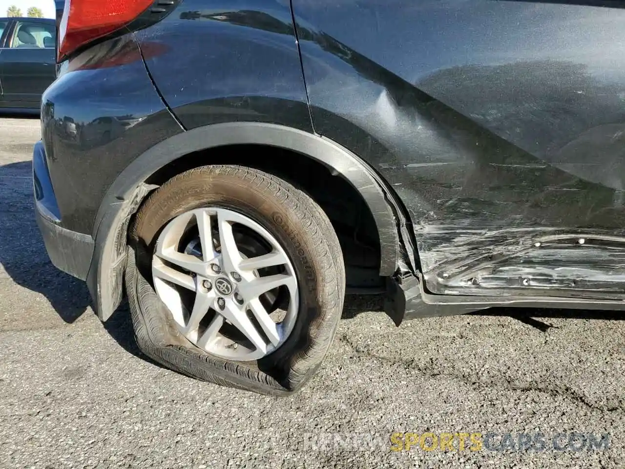 9 Photograph of a damaged car JTNKHMBX4M1122889 TOYOTA C-HR 2021