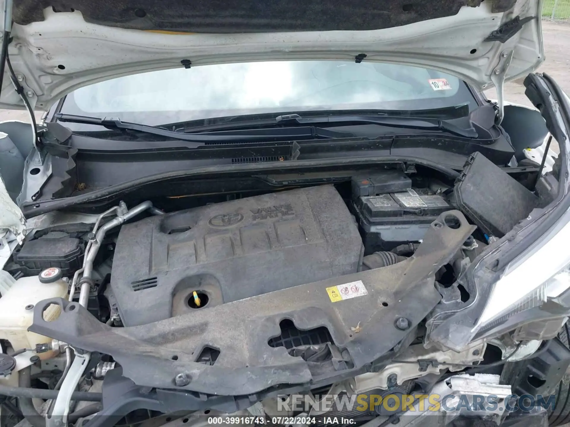 10 Photograph of a damaged car JTNKHMBX5M1097923 TOYOTA C-HR 2021