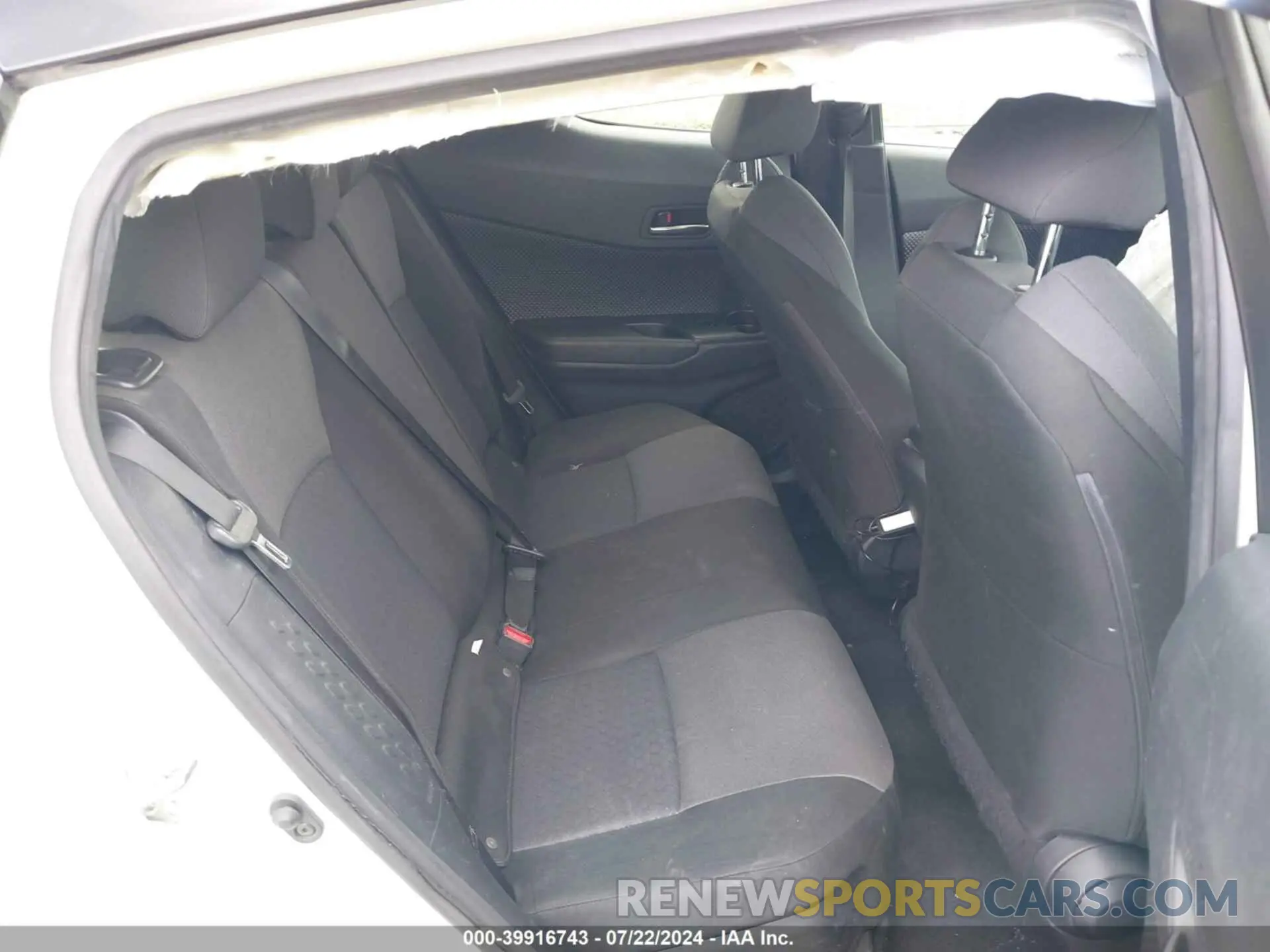 8 Photograph of a damaged car JTNKHMBX5M1097923 TOYOTA C-HR 2021
