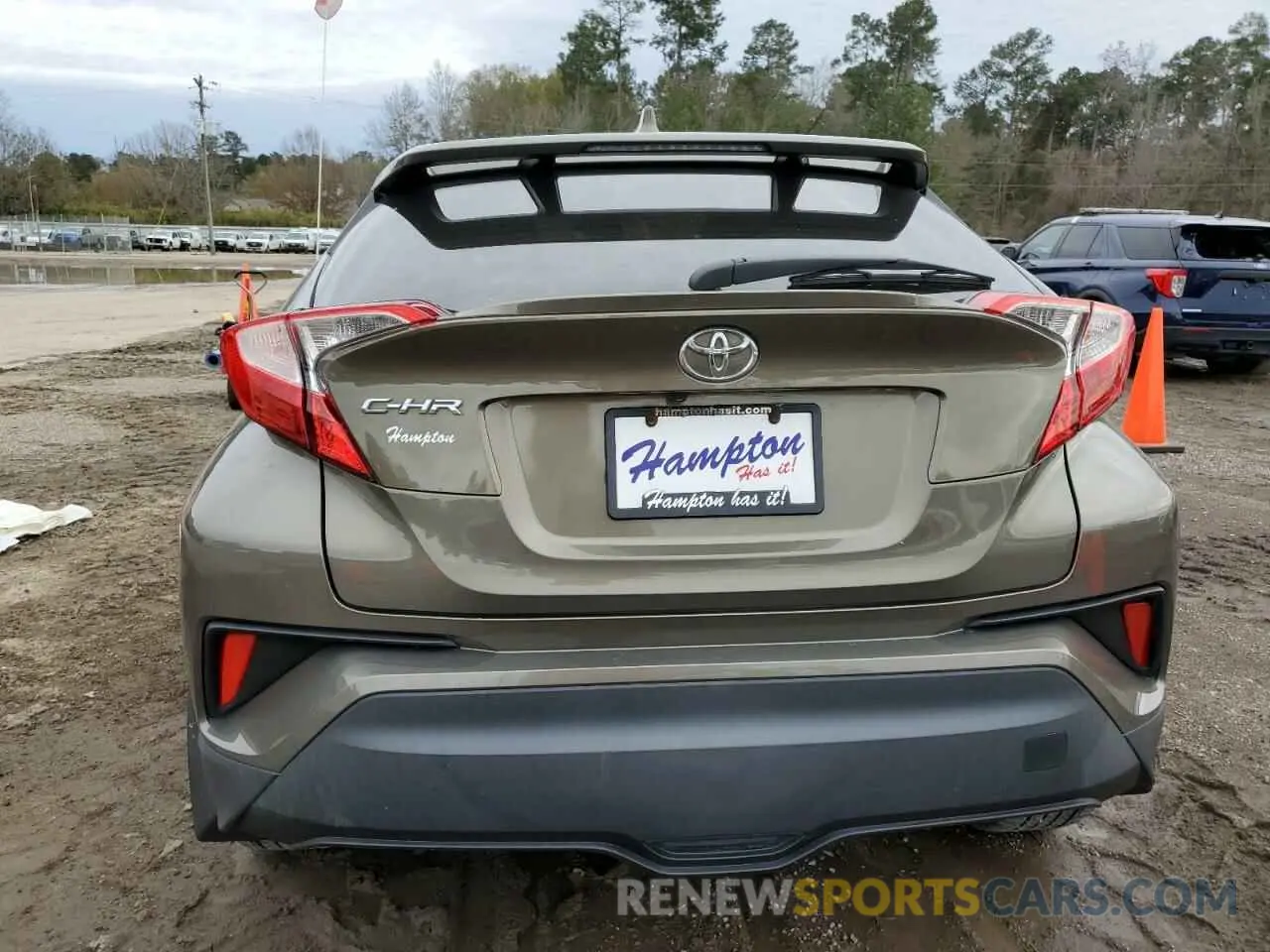 6 Photograph of a damaged car JTNKHMBX5M1118382 TOYOTA C-HR 2021