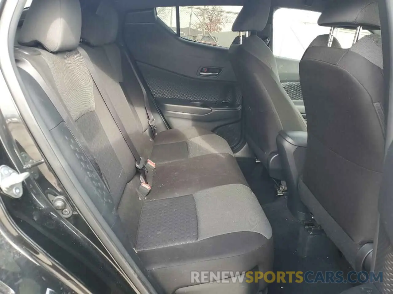 11 Photograph of a damaged car JTNKHMBX6M1099910 TOYOTA C-HR 2021