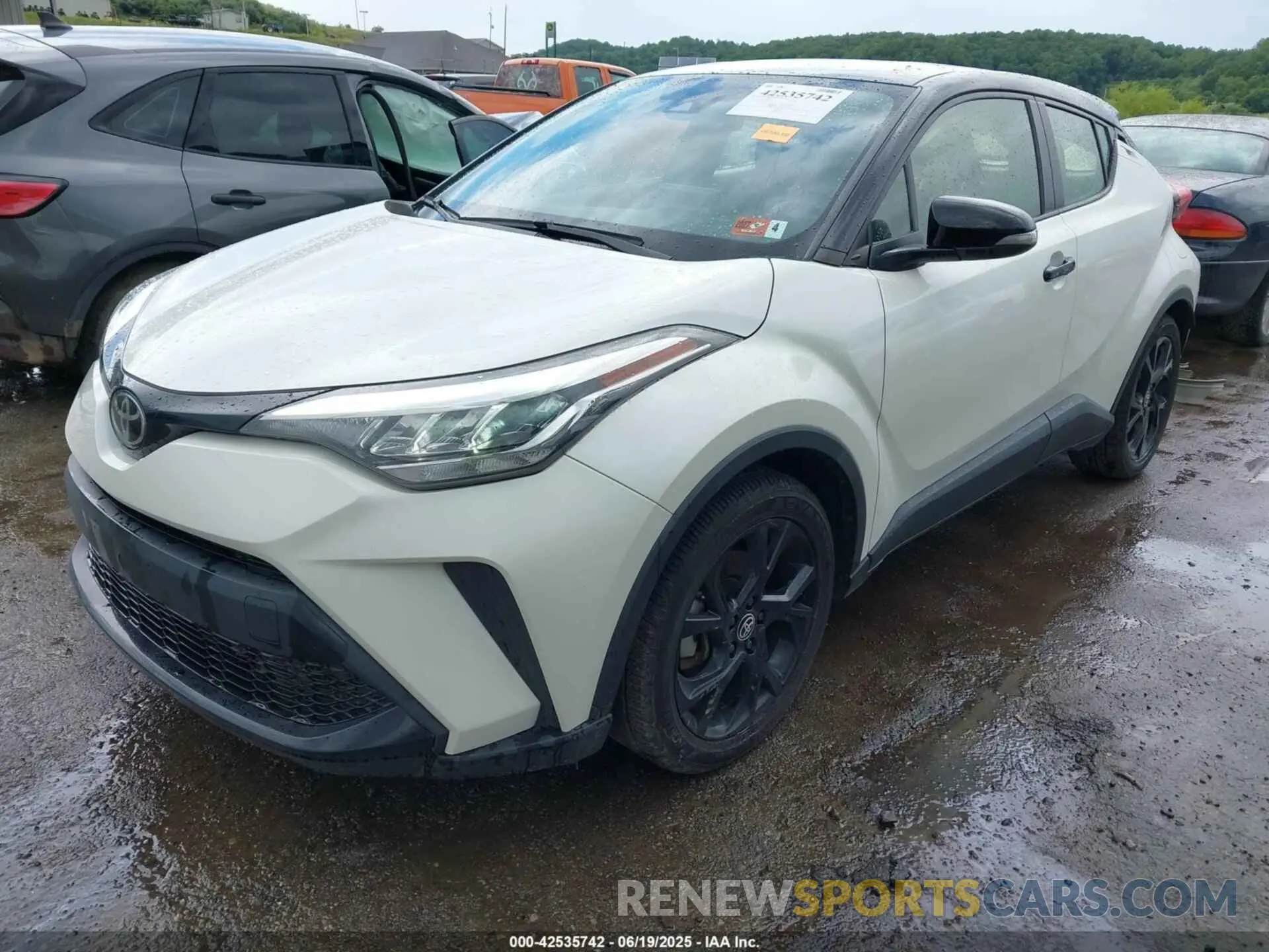 2 Photograph of a damaged car JTNKHMBX6M1105611 TOYOTA C-HR 2021