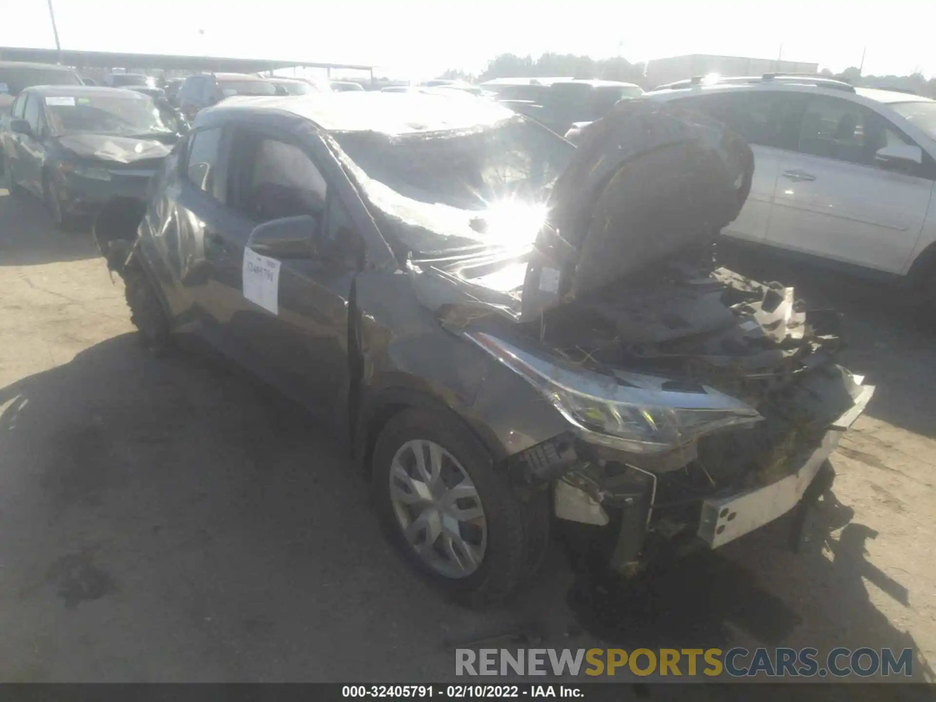 1 Photograph of a damaged car JTNKHMBX6M1118195 TOYOTA C-HR 2021