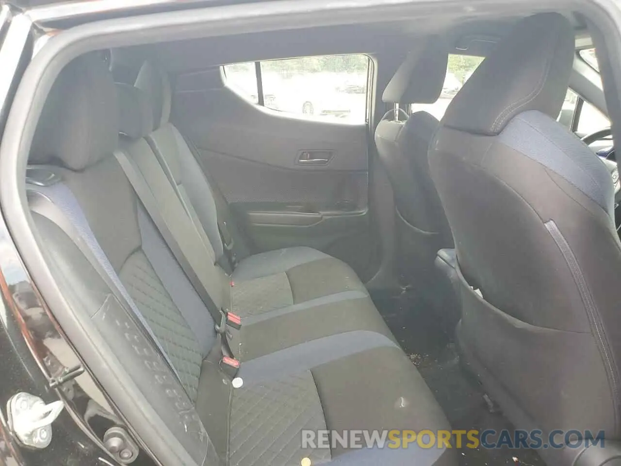 10 Photograph of a damaged car JTNKHMBX7M1098006 TOYOTA C-HR 2021