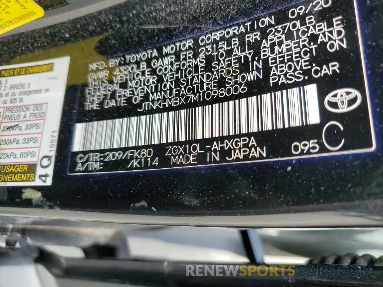 12 Photograph of a damaged car JTNKHMBX7M1098006 TOYOTA C-HR 2021
