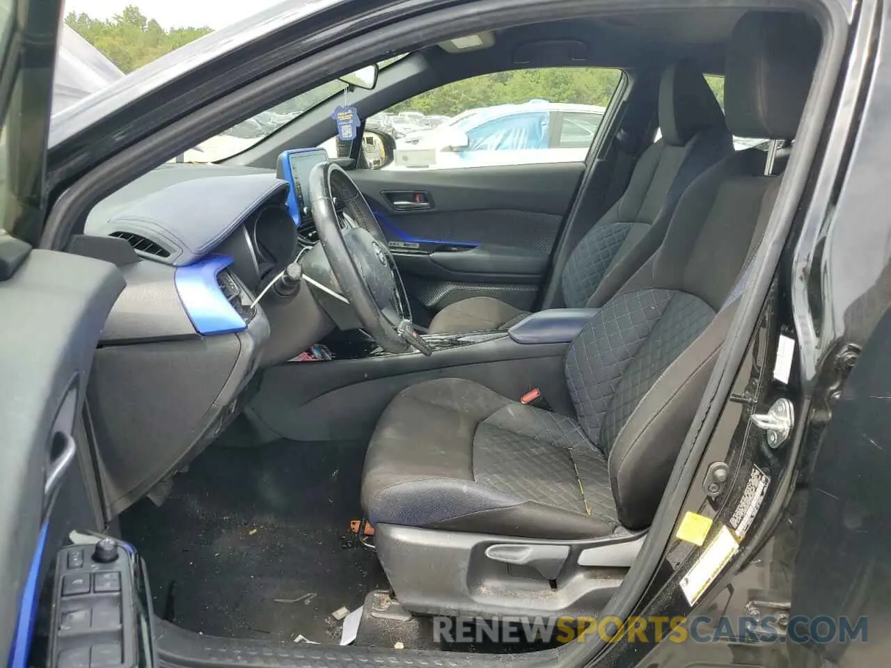 7 Photograph of a damaged car JTNKHMBX7M1098006 TOYOTA C-HR 2021