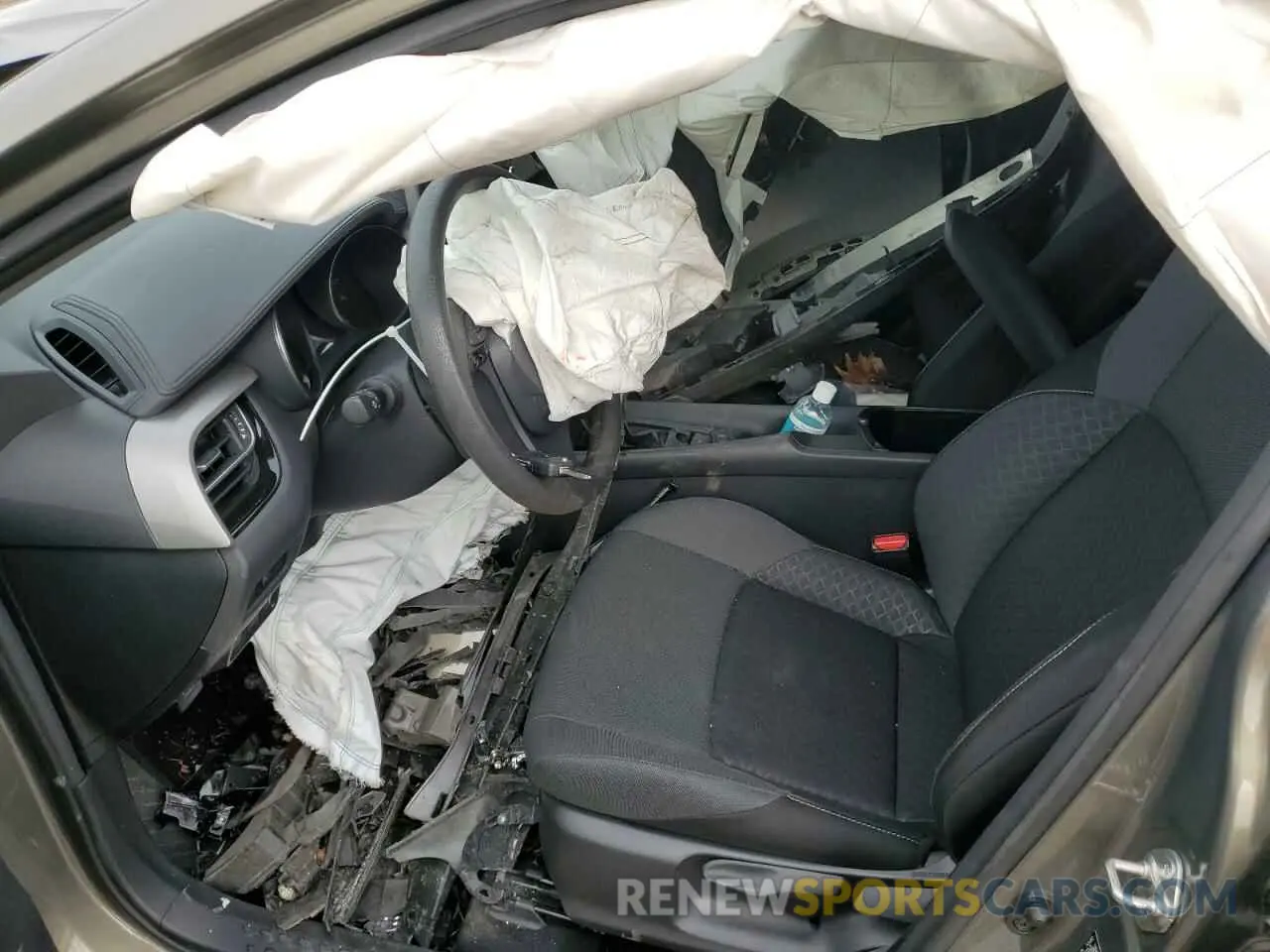 7 Photograph of a damaged car JTNKHMBX7M1102510 TOYOTA C-HR 2021
