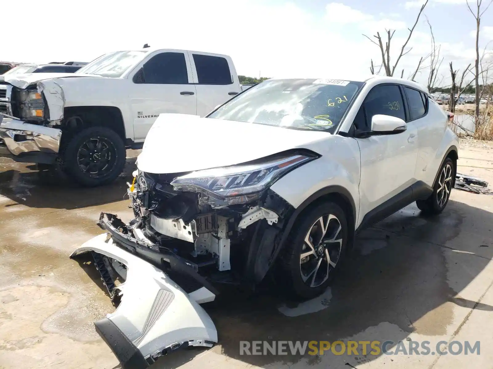 2 Photograph of a damaged car JTNKHMBX7M1105391 TOYOTA C-HR 2021