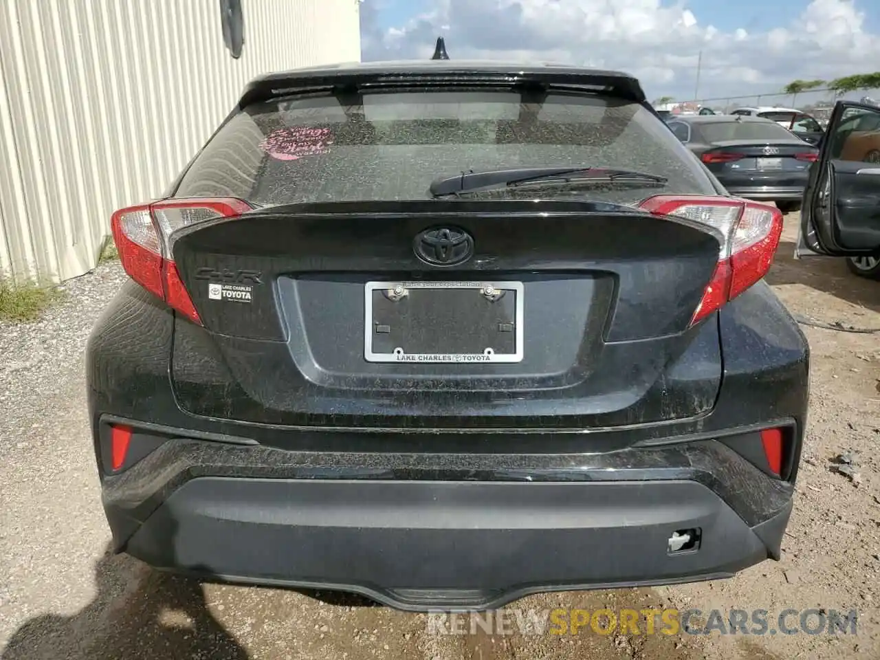 6 Photograph of a damaged car JTNKHMBX7M1113197 TOYOTA C-HR 2021