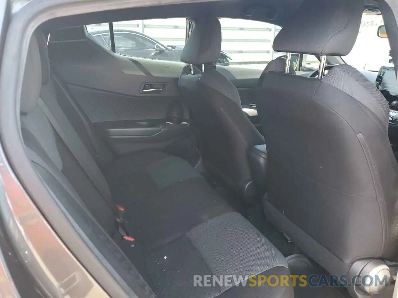 11 Photograph of a damaged car JTNKHMBX7M1113233 TOYOTA C-HR 2021