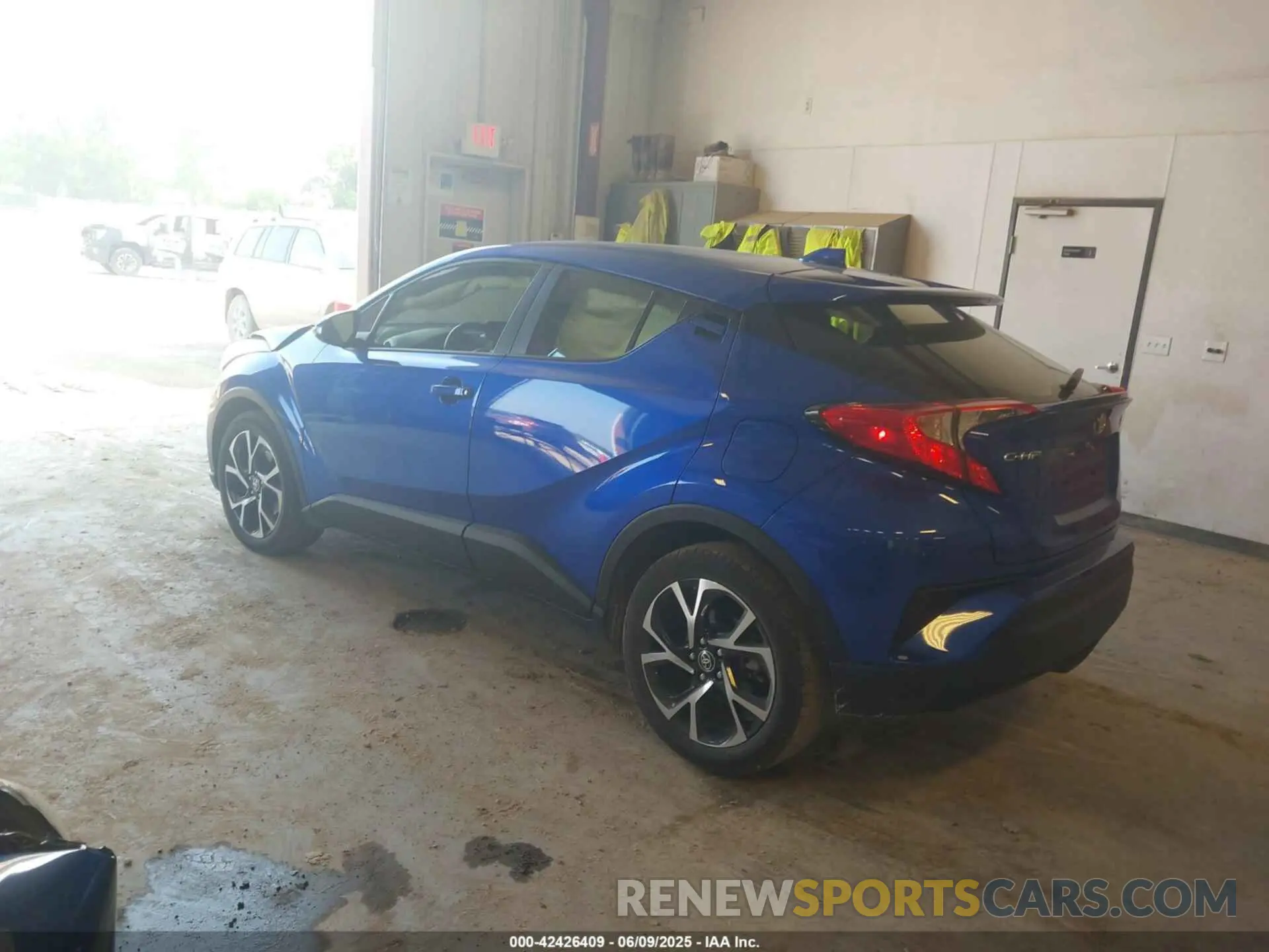 3 Photograph of a damaged car JTNKHMBX7M1113586 TOYOTA C-HR 2021