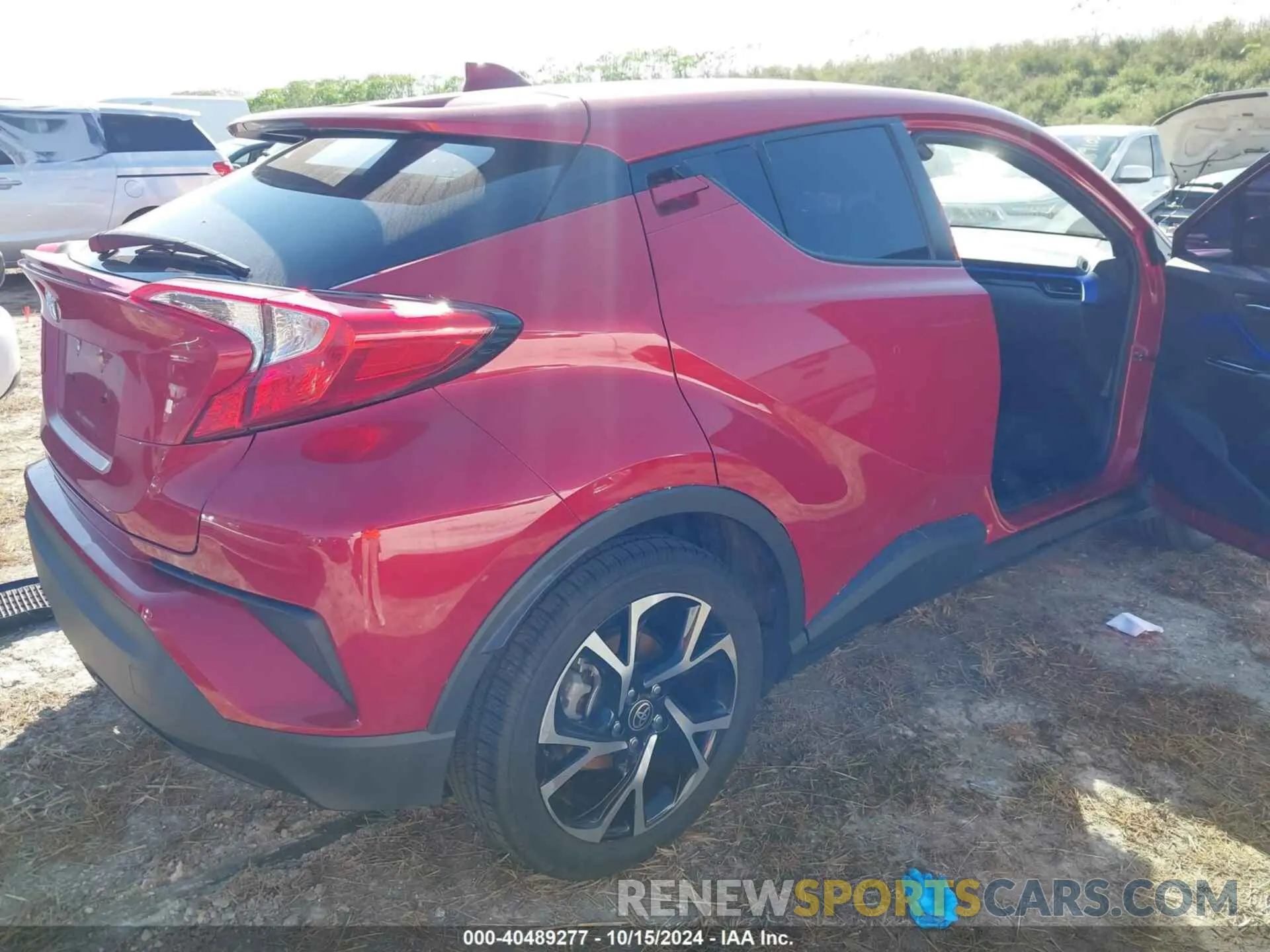 4 Photograph of a damaged car JTNKHMBX7M1116407 TOYOTA C-HR 2021