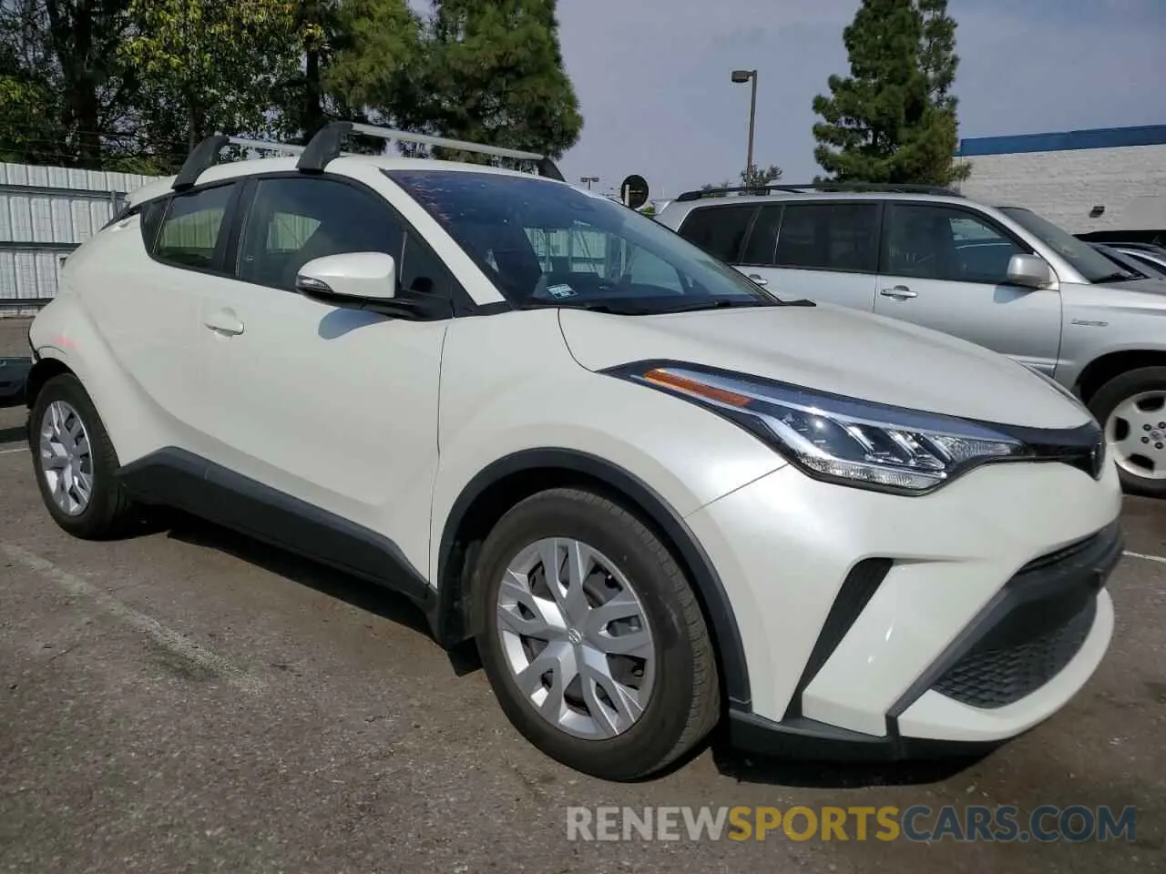 4 Photograph of a damaged car JTNKHMBX7M1118433 TOYOTA C-HR 2021