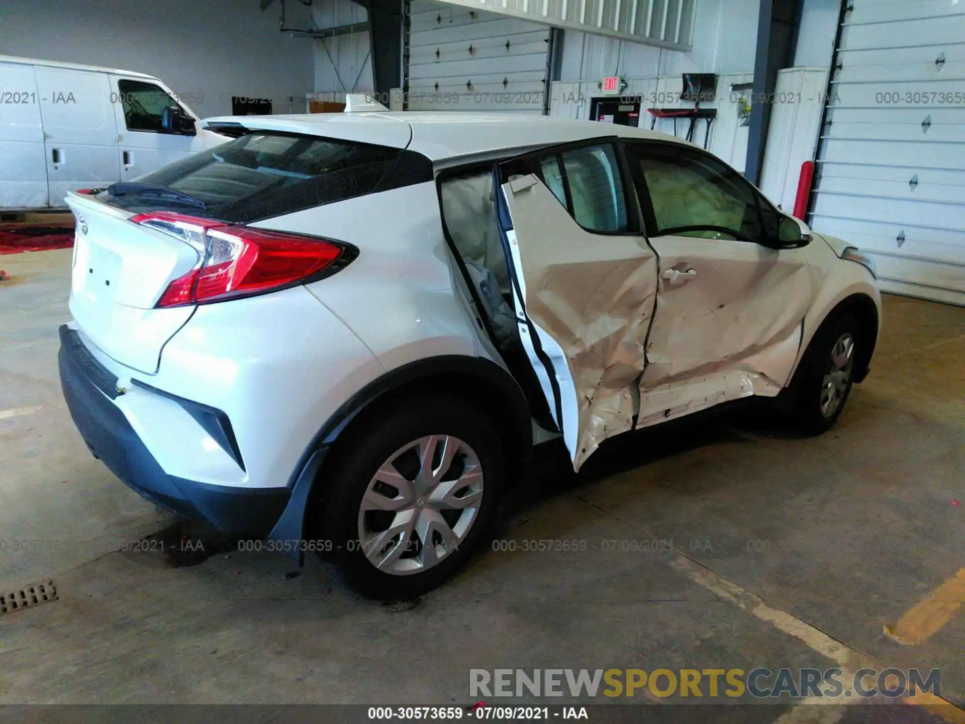 4 Photograph of a damaged car JTNKHMBX7M1118948 TOYOTA C-HR 2021