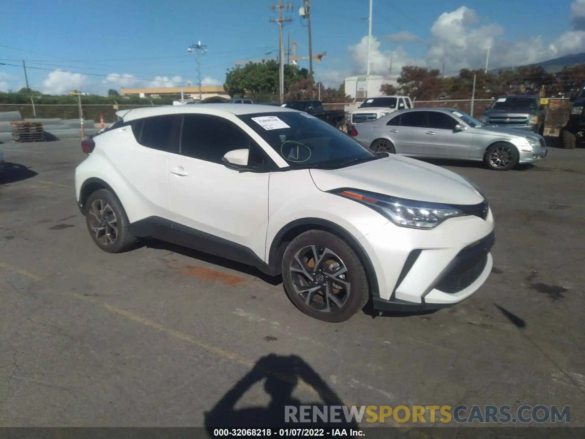 1 Photograph of a damaged car JTNKHMBX8M1115704 TOYOTA C-HR 2021