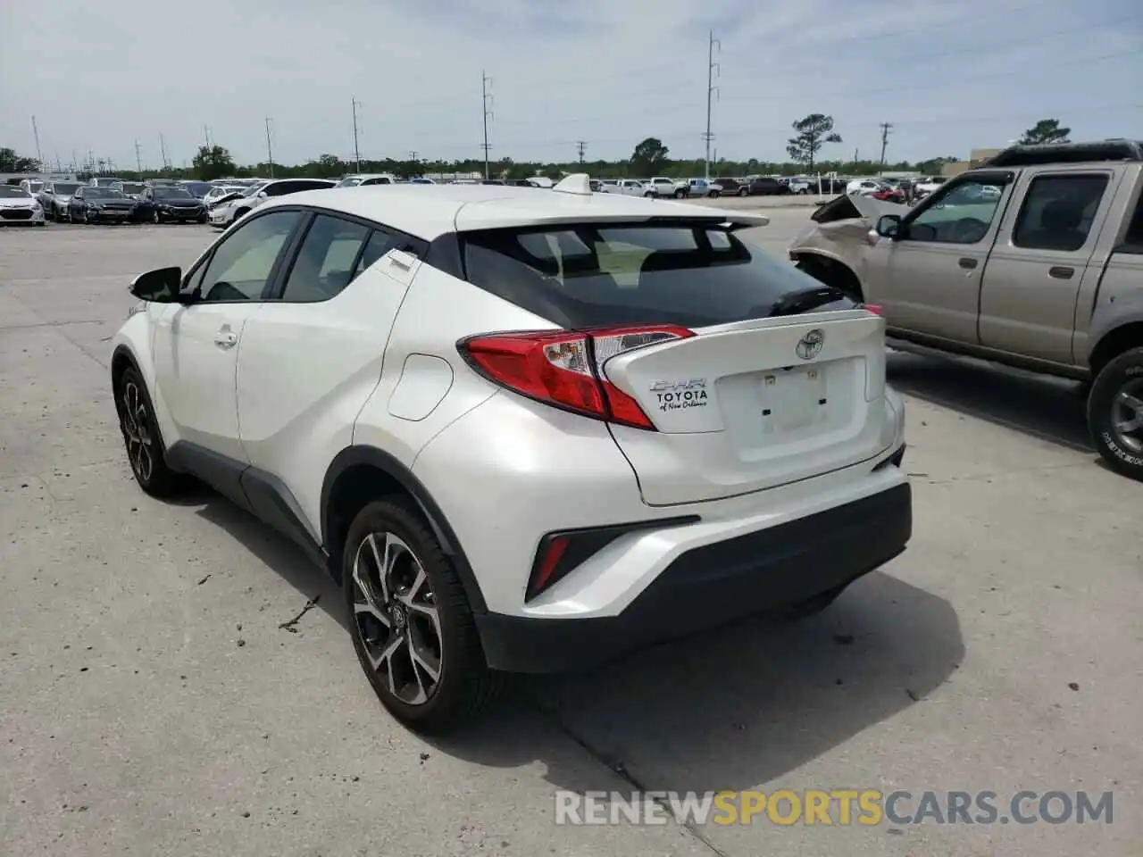 3 Photograph of a damaged car JTNKHMBX8M1118182 TOYOTA C-HR 2021