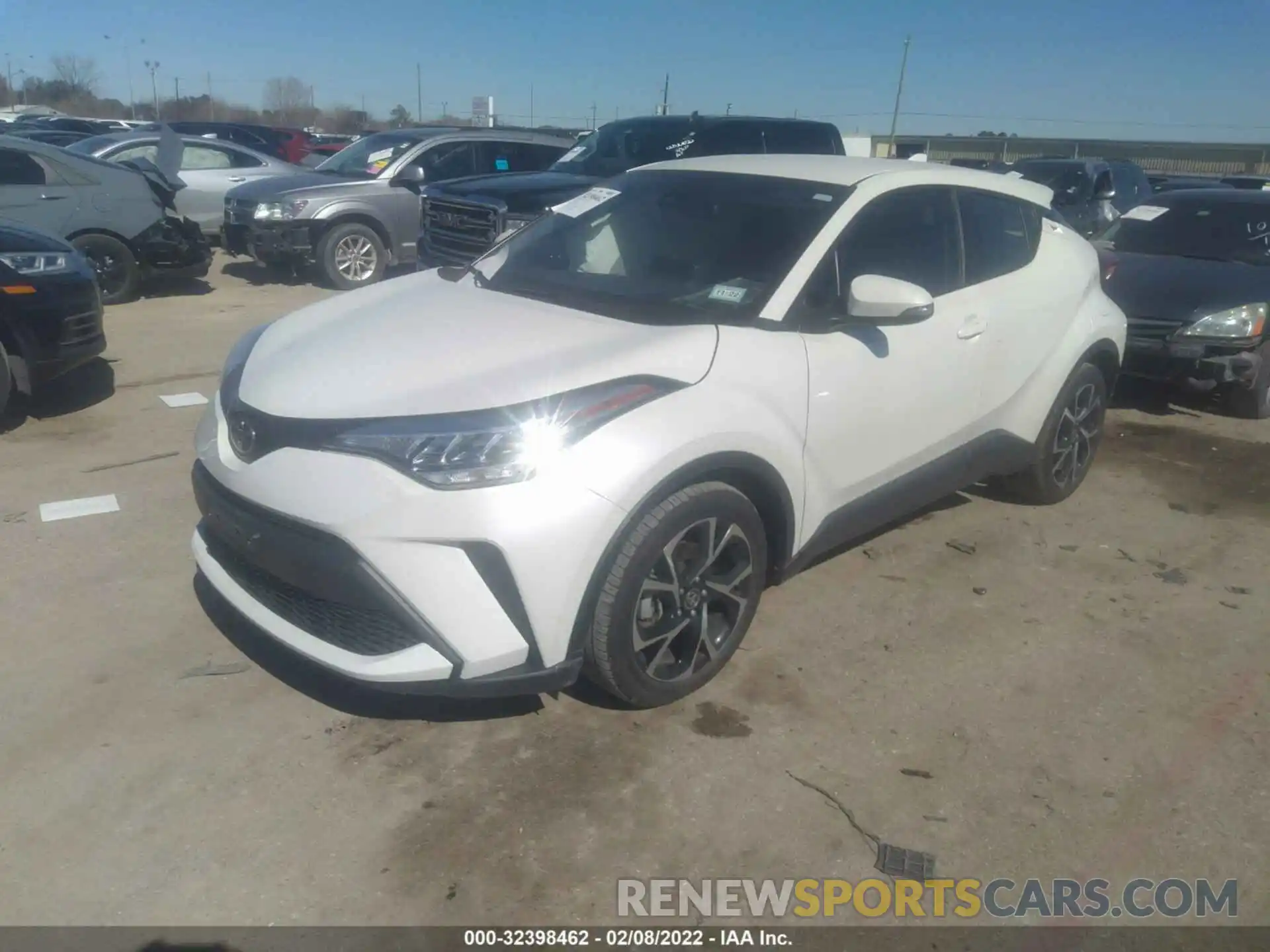 2 Photograph of a damaged car JTNKHMBX9M1098704 TOYOTA C-HR 2021