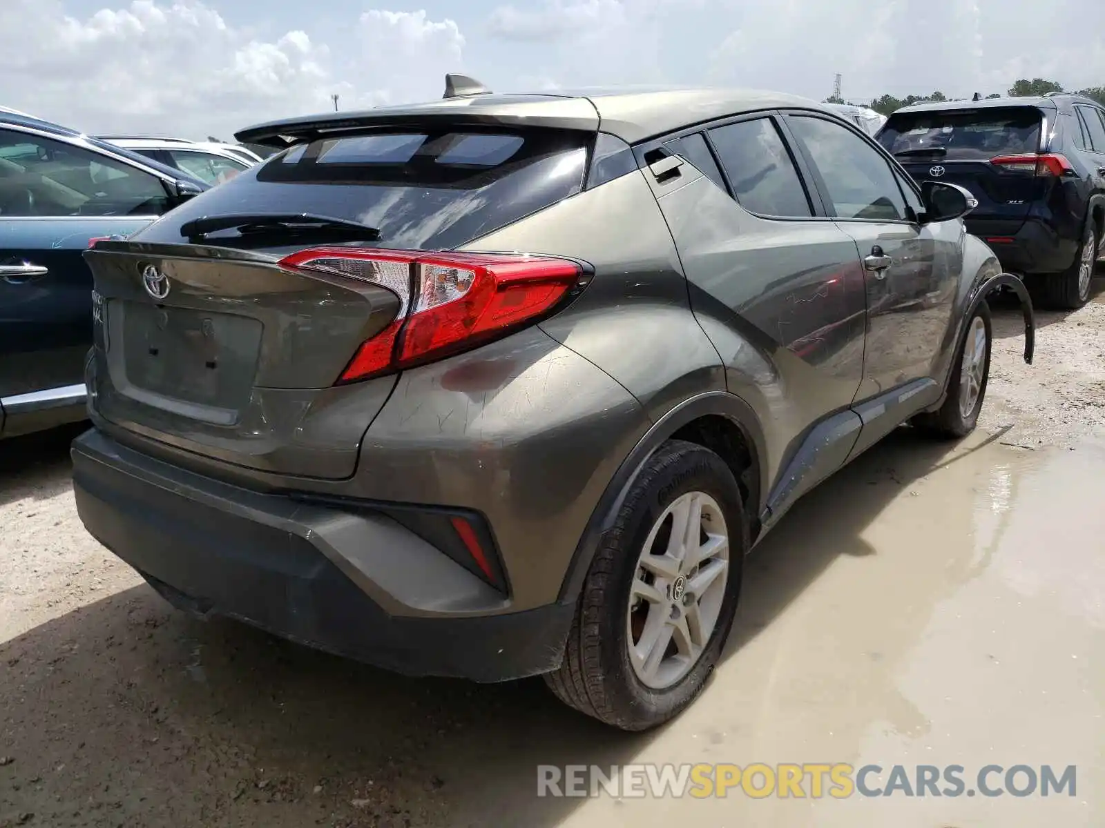 4 Photograph of a damaged car JTNKHMBX9M1108650 TOYOTA C-HR 2021