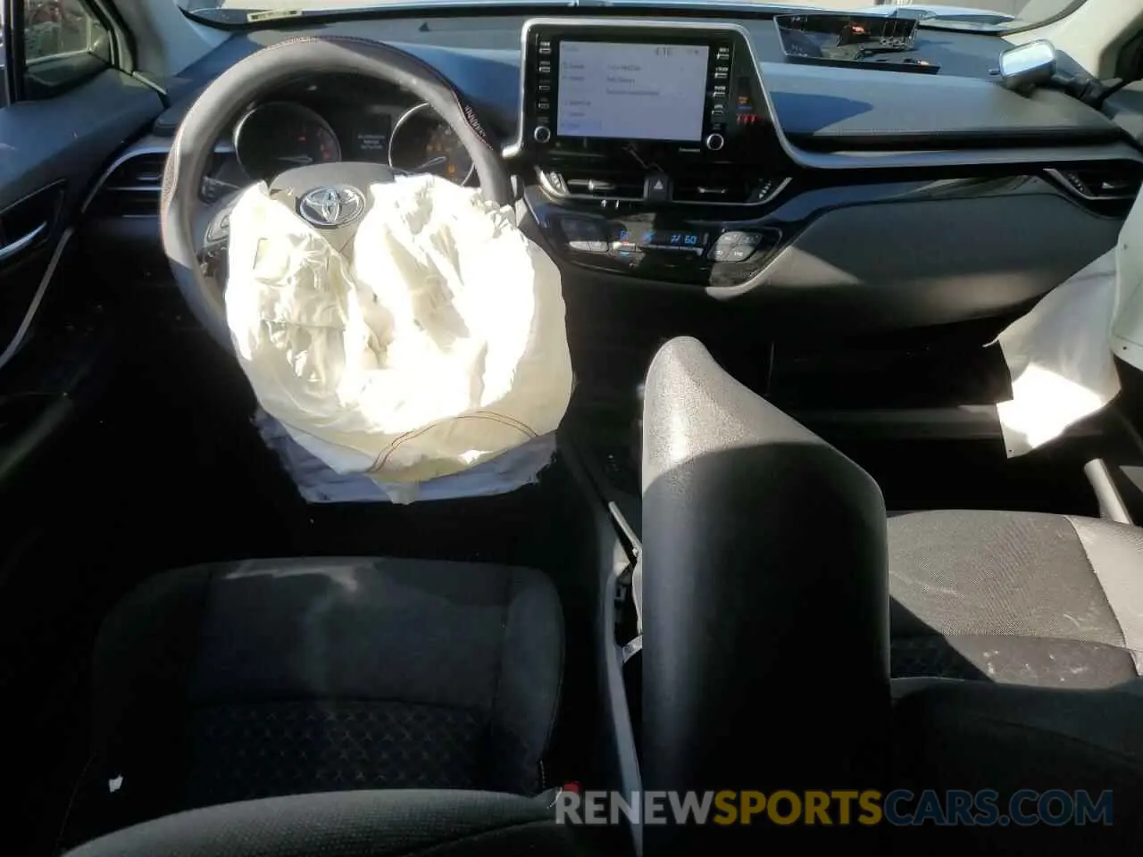 8 Photograph of a damaged car JTNKHMBX9M1110477 TOYOTA C-HR 2021