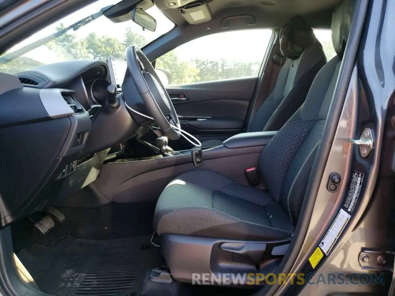 7 Photograph of a damaged car JTNKHMBX9M1114237 TOYOTA C-HR 2021