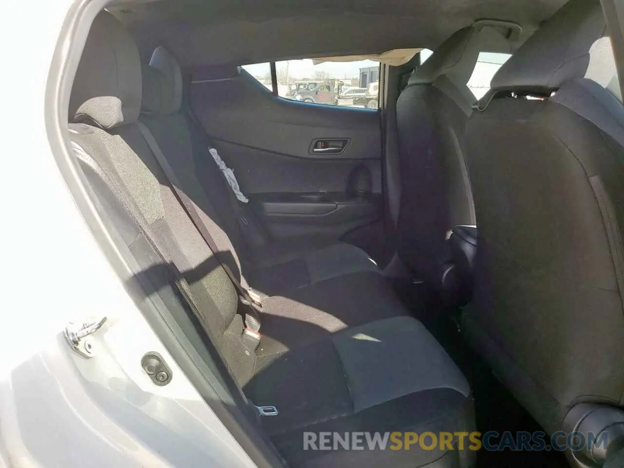 11 Photograph of a damaged car JTNKHMBX9M1125433 TOYOTA C-HR 2021