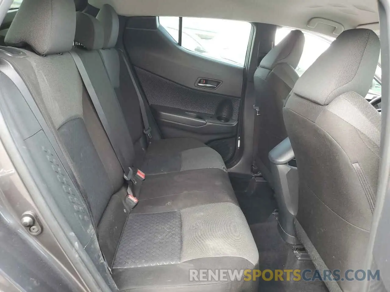 11 Photograph of a damaged car JTNKHMBXXM1096427 TOYOTA C-HR 2021