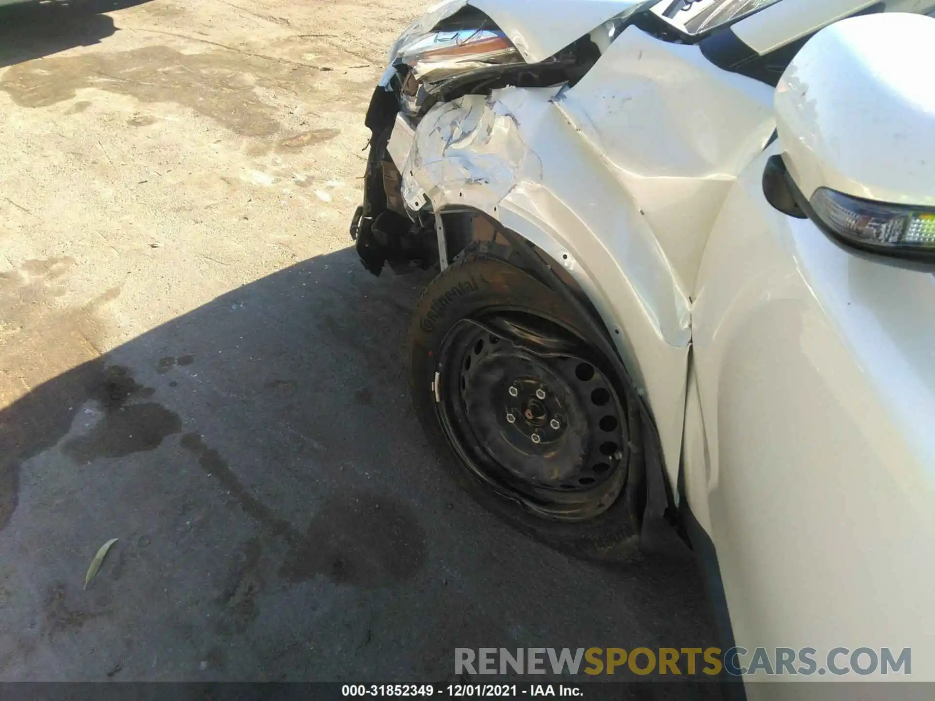 12 Photograph of a damaged car JTNKHMBXXM1109161 TOYOTA C-HR 2021