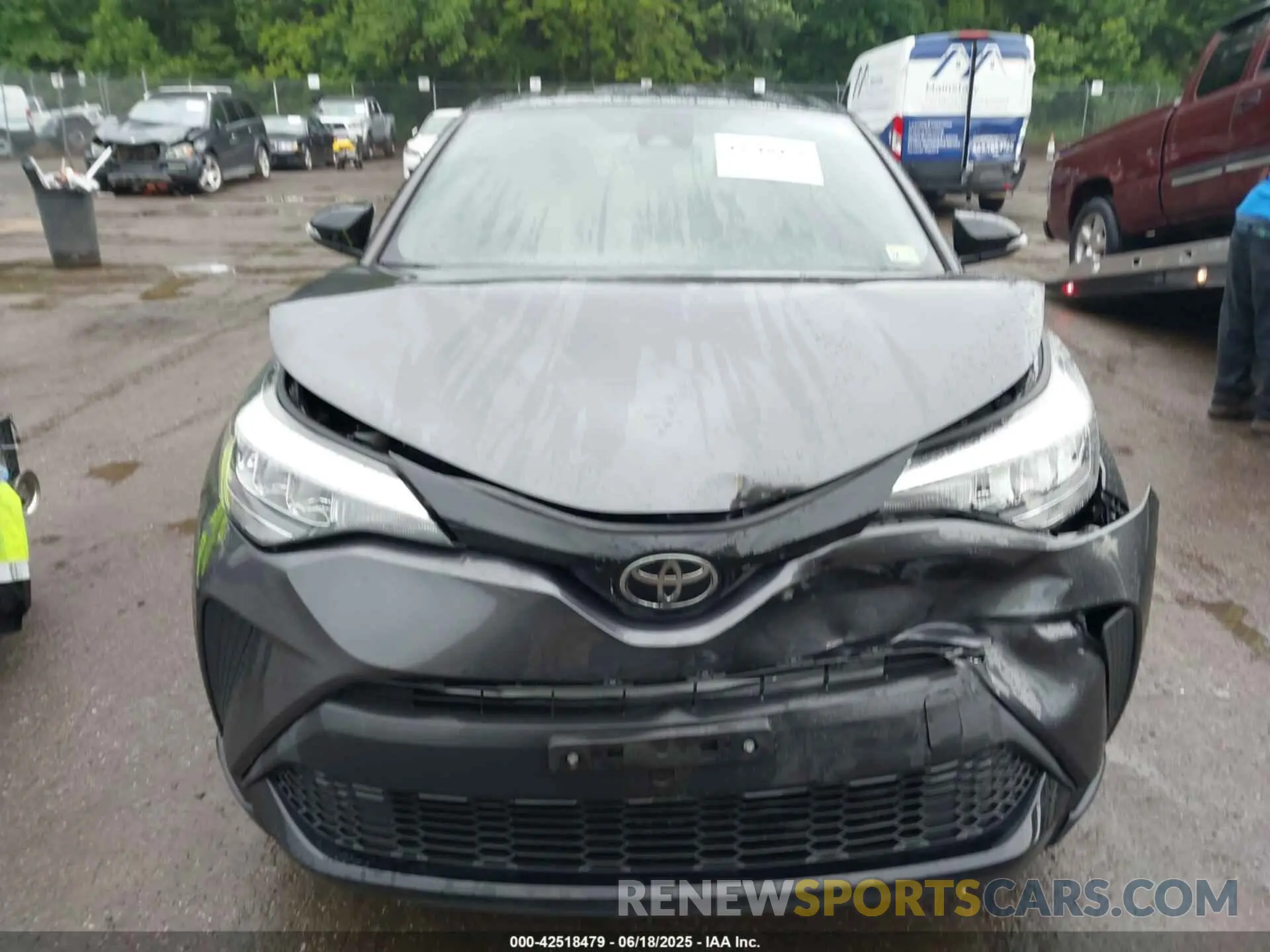 12 Photograph of a damaged car JTNKHMBXXM1111296 TOYOTA C-HR 2021