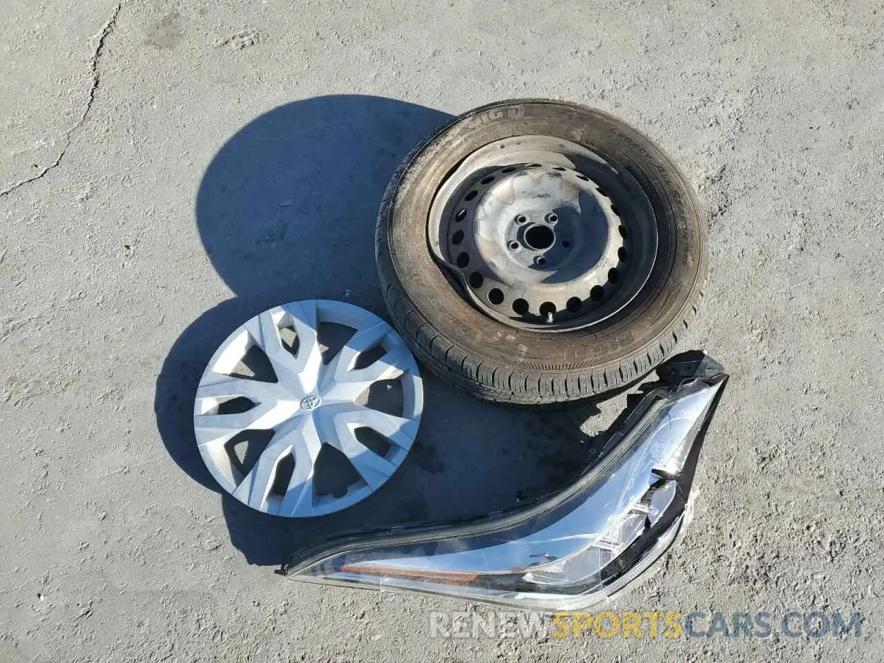 13 Photograph of a damaged car JTNKHMBXXM1119494 TOYOTA C-HR 2021