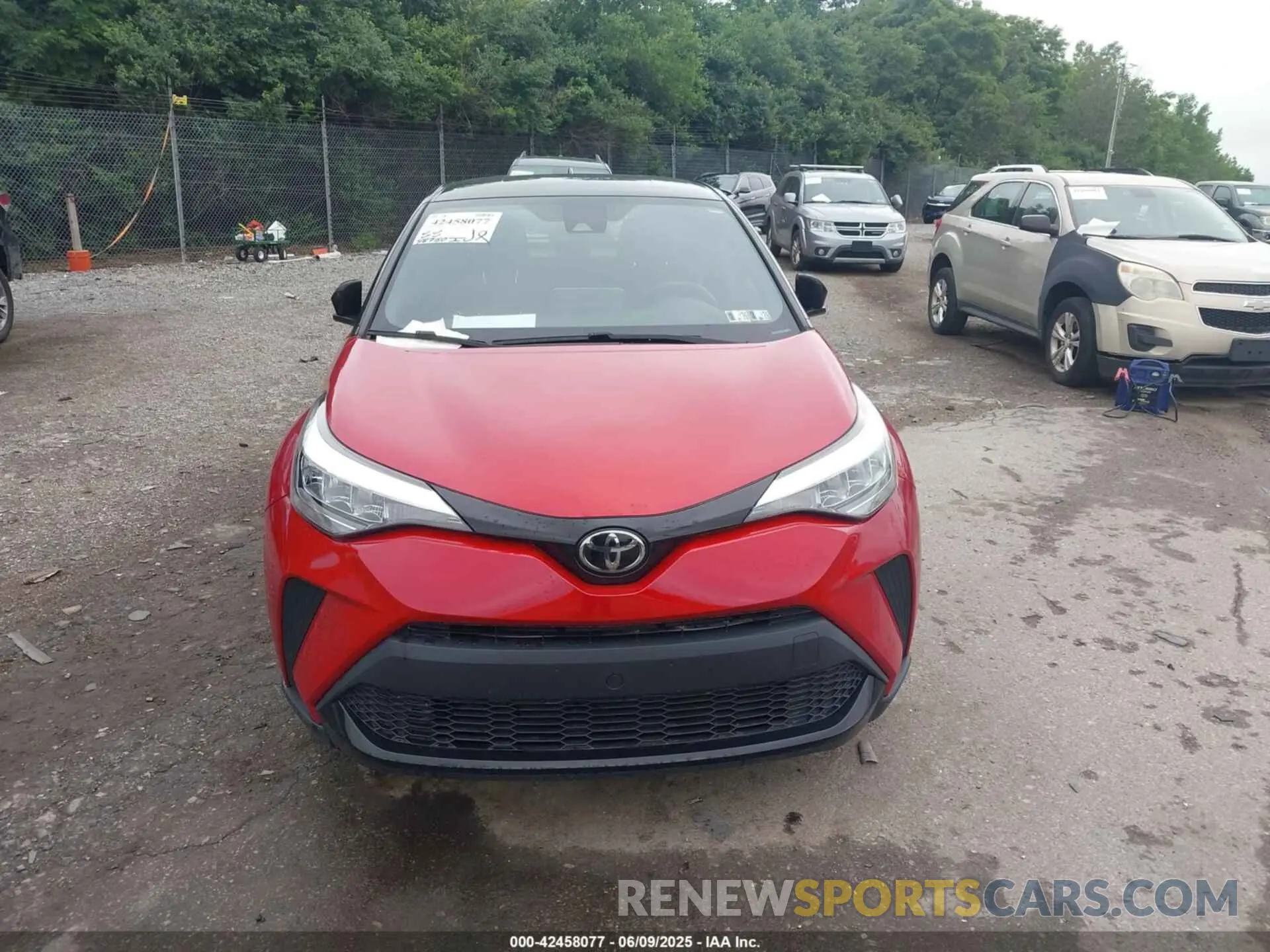 12 Photograph of a damaged car JTNKHMBXXM1129135 TOYOTA C-HR 2021