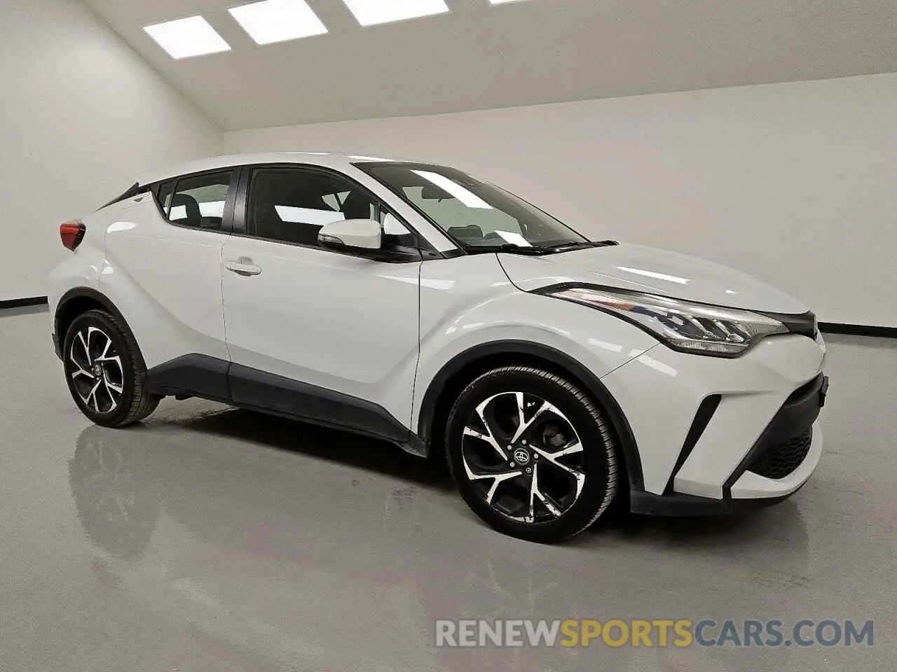 4 Photograph of a damaged car NMTKHMBX0MR120577 TOYOTA C-HR 2021