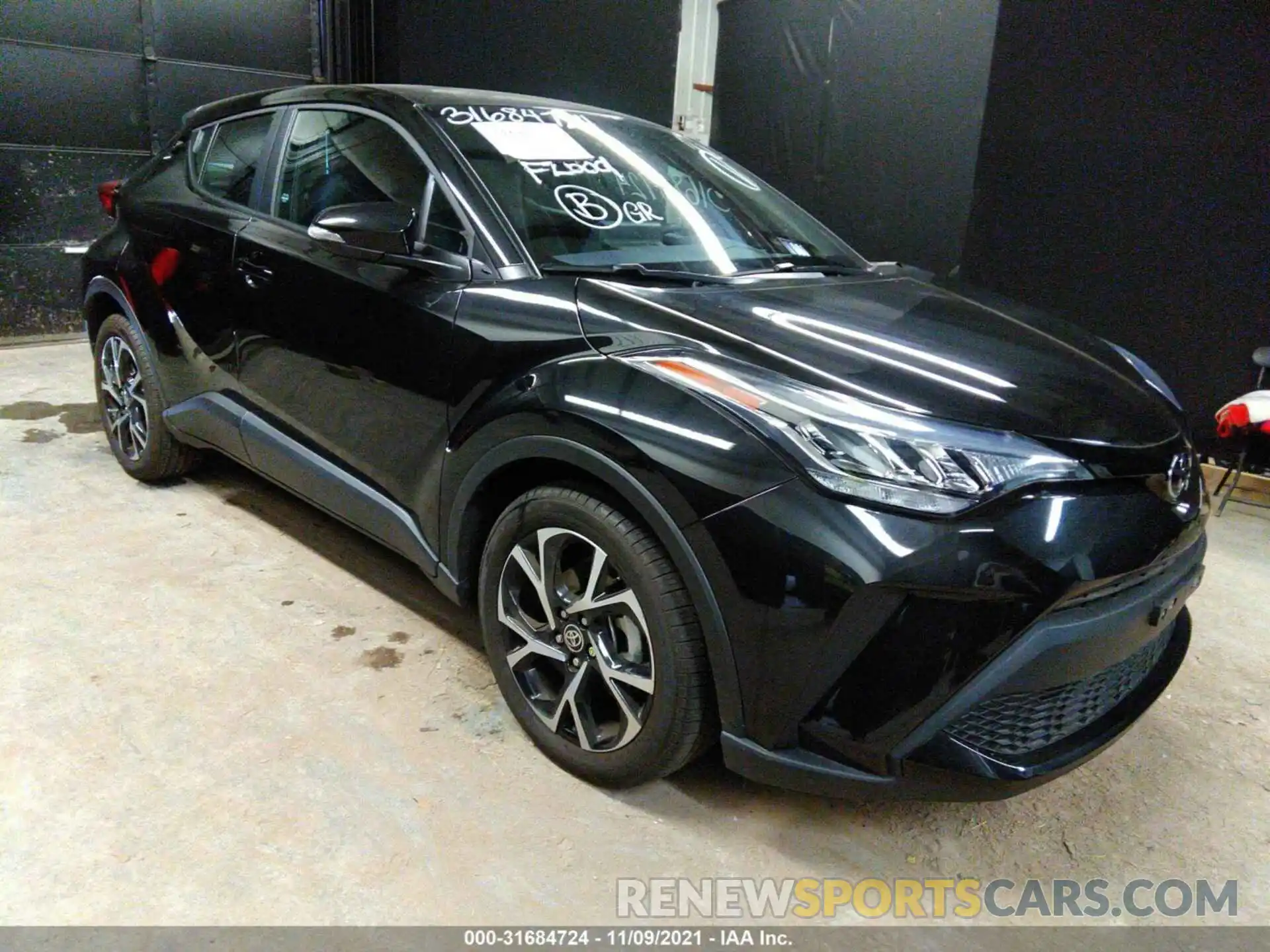 1 Photograph of a damaged car NMTKHMBX0MR126119 TOYOTA C-HR 2021