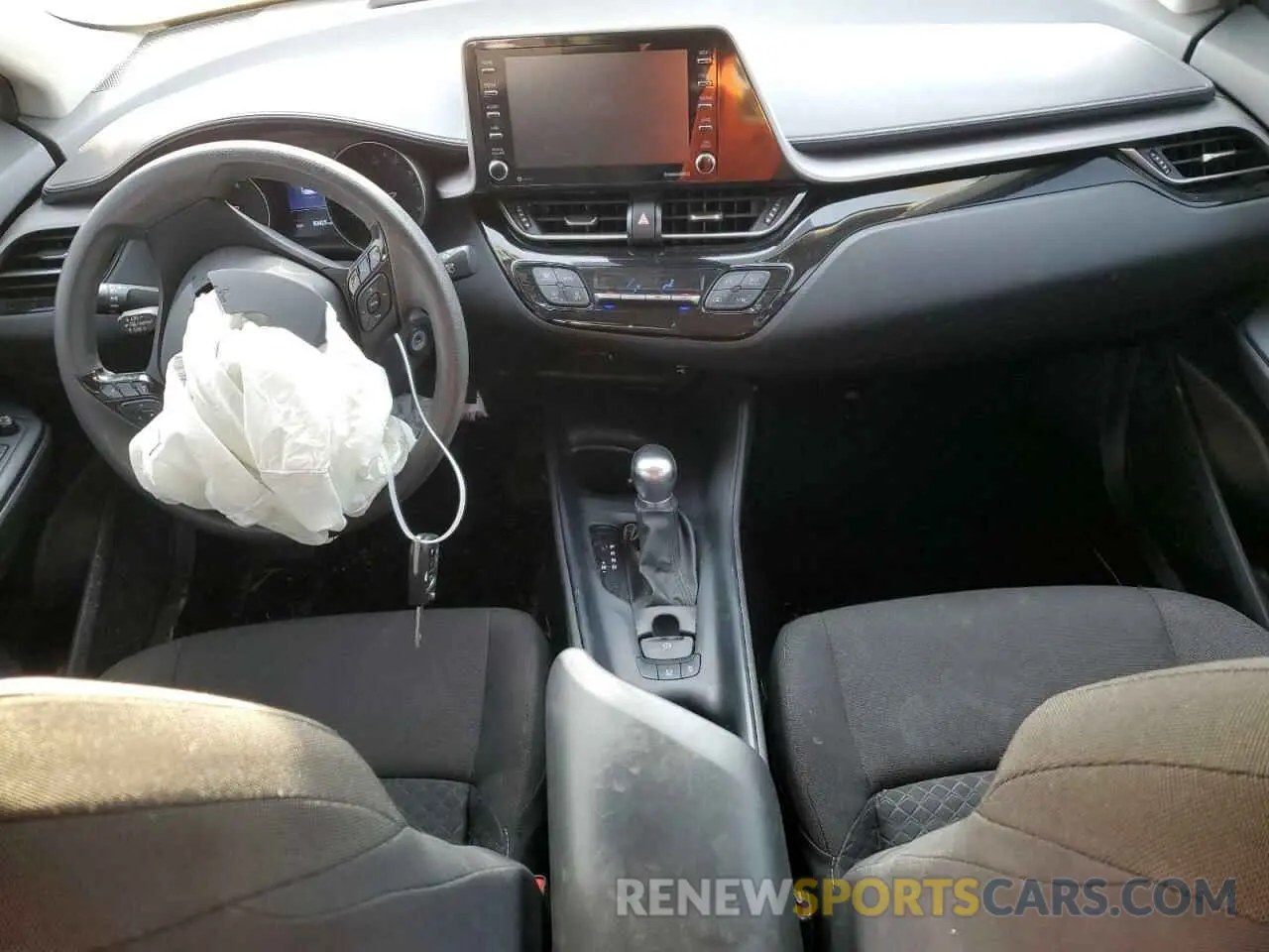 8 Photograph of a damaged car NMTKHMBX0MR128386 TOYOTA C-HR 2021
