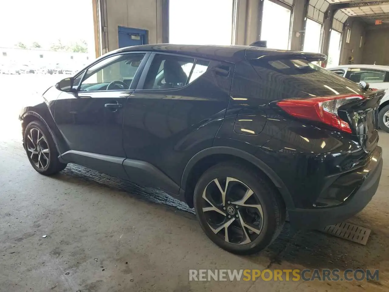 2 Photograph of a damaged car NMTKHMBX0MR133040 TOYOTA C-HR 2021