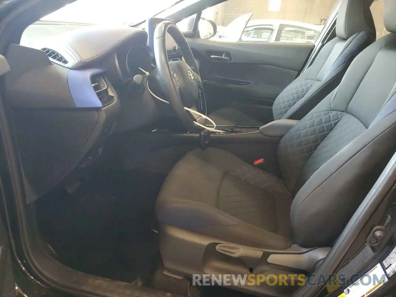 7 Photograph of a damaged car NMTKHMBX0MR133040 TOYOTA C-HR 2021