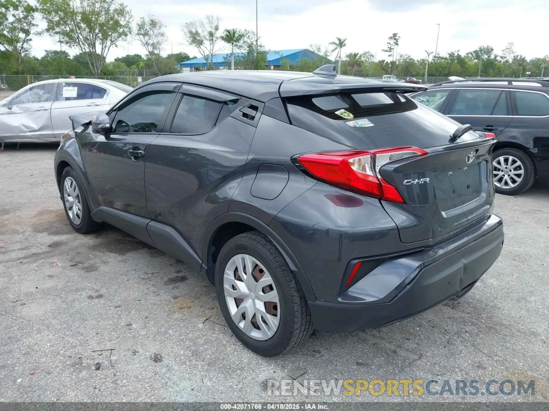 12 Photograph of a damaged car NMTKHMBX0MR135693 TOYOTA C-HR 2021