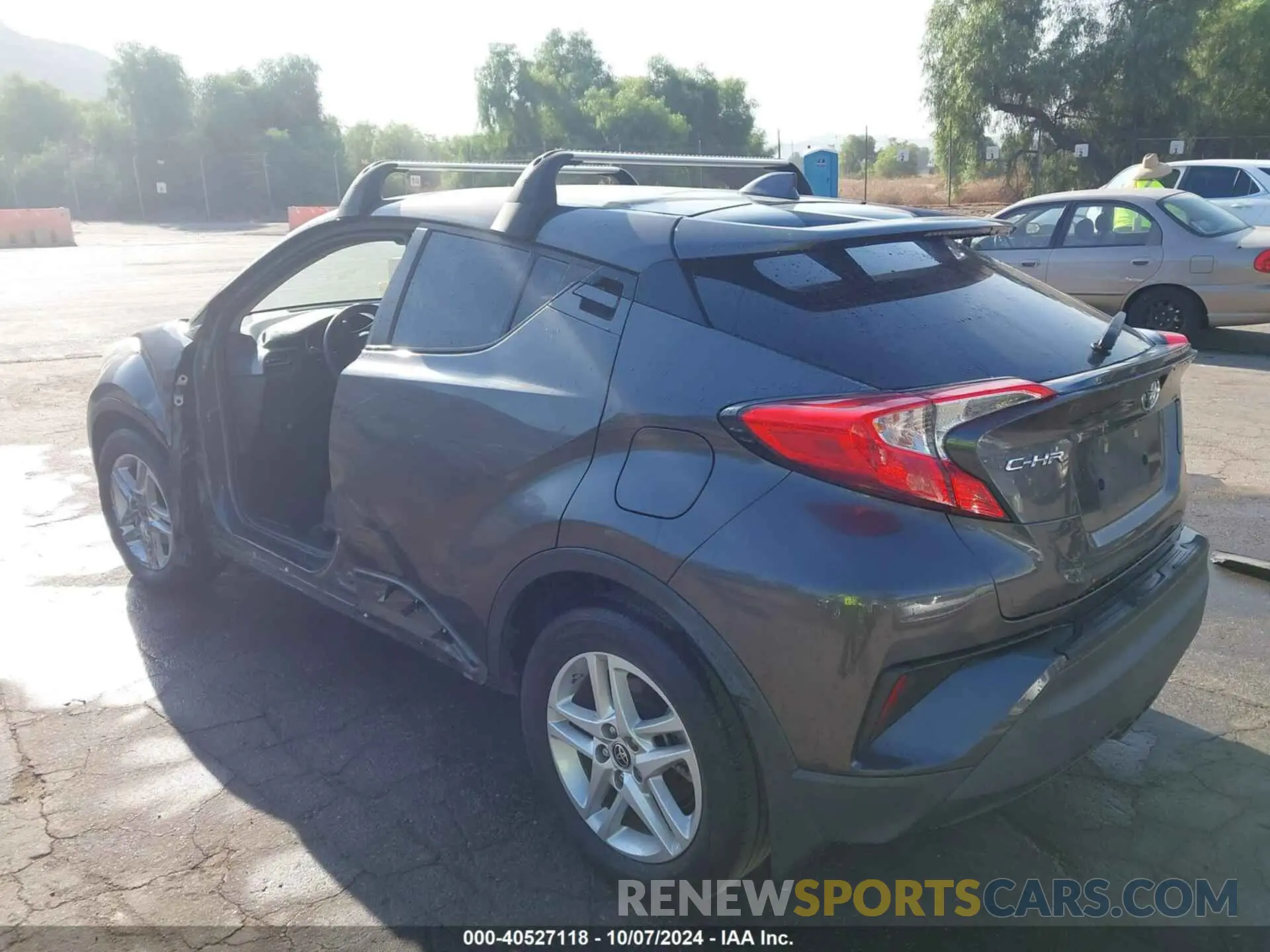 3 Photograph of a damaged car NMTKHMBX0MR137606 TOYOTA C-HR 2021