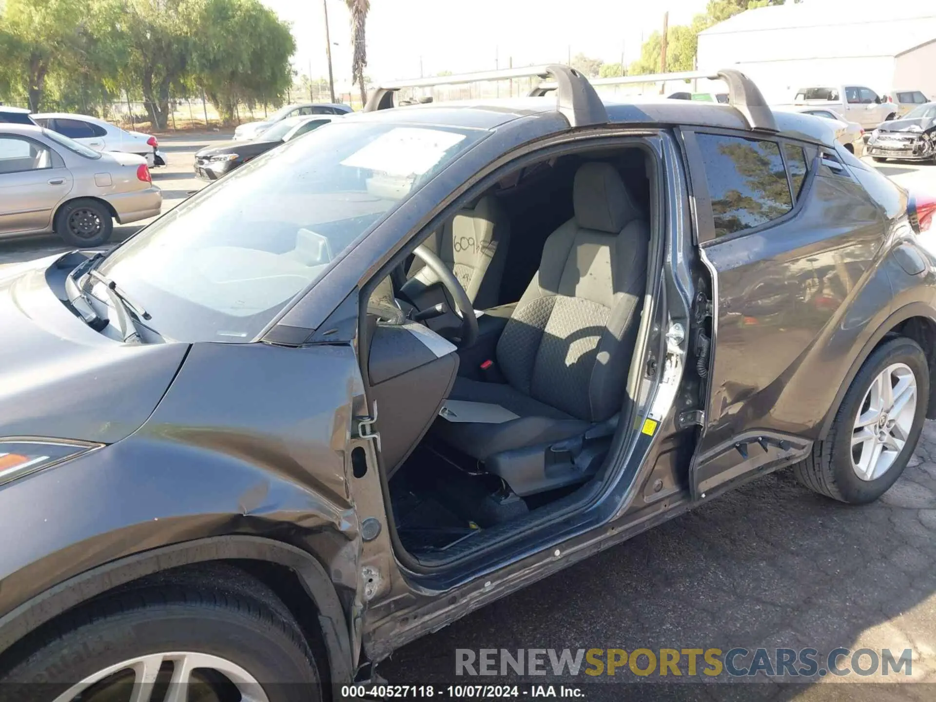 6 Photograph of a damaged car NMTKHMBX0MR137606 TOYOTA C-HR 2021