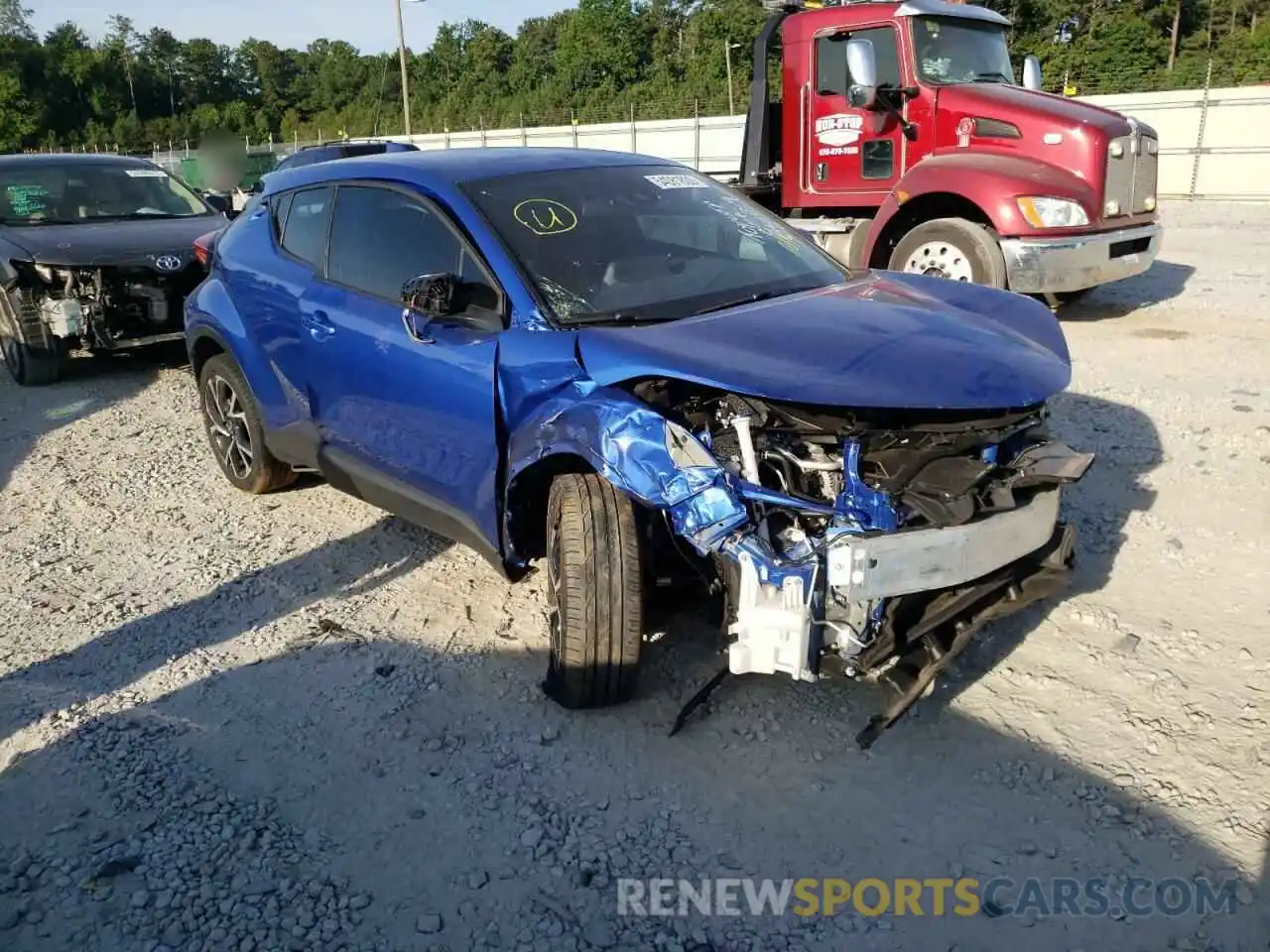 1 Photograph of a damaged car NMTKHMBX1MR126629 TOYOTA C-HR 2021