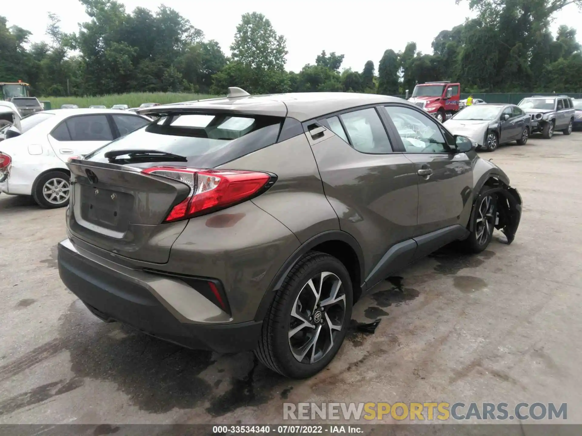 4 Photograph of a damaged car NMTKHMBX1MR136464 TOYOTA C-HR 2021