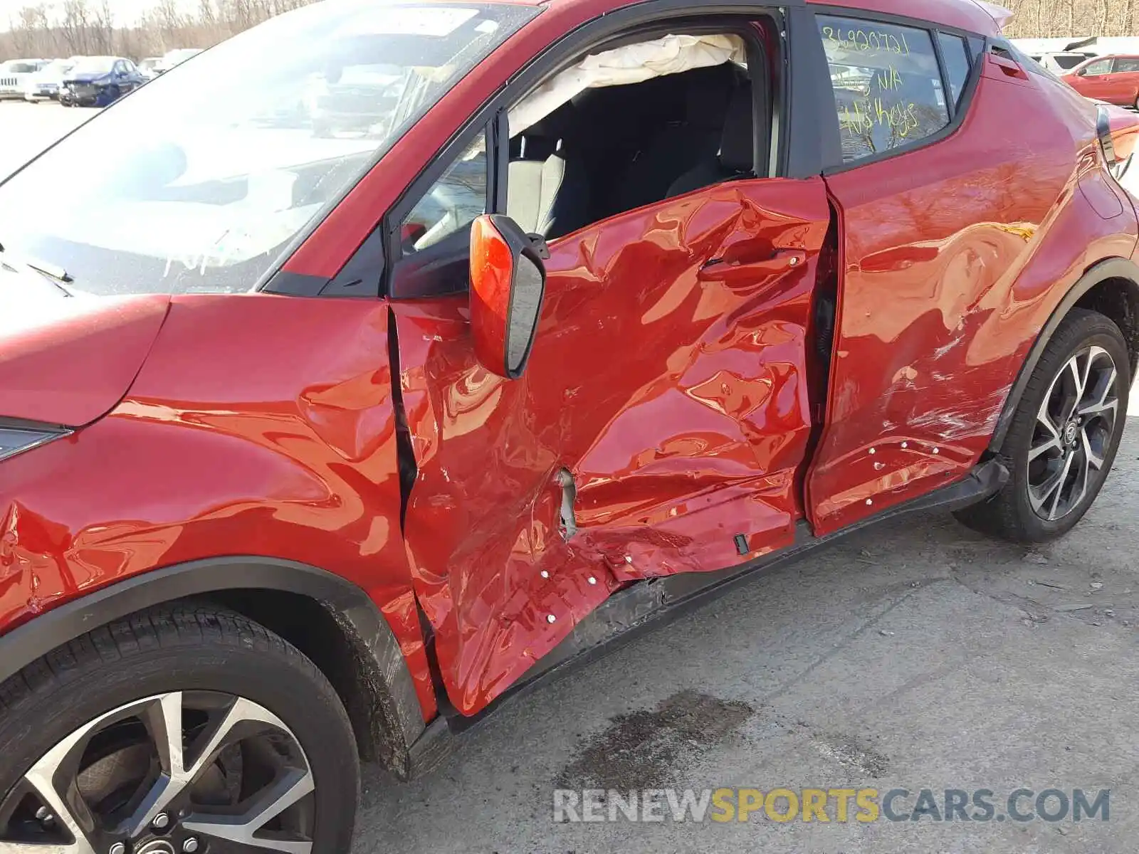 10 Photograph of a damaged car NMTKHMBX2MR118927 TOYOTA C-HR 2021