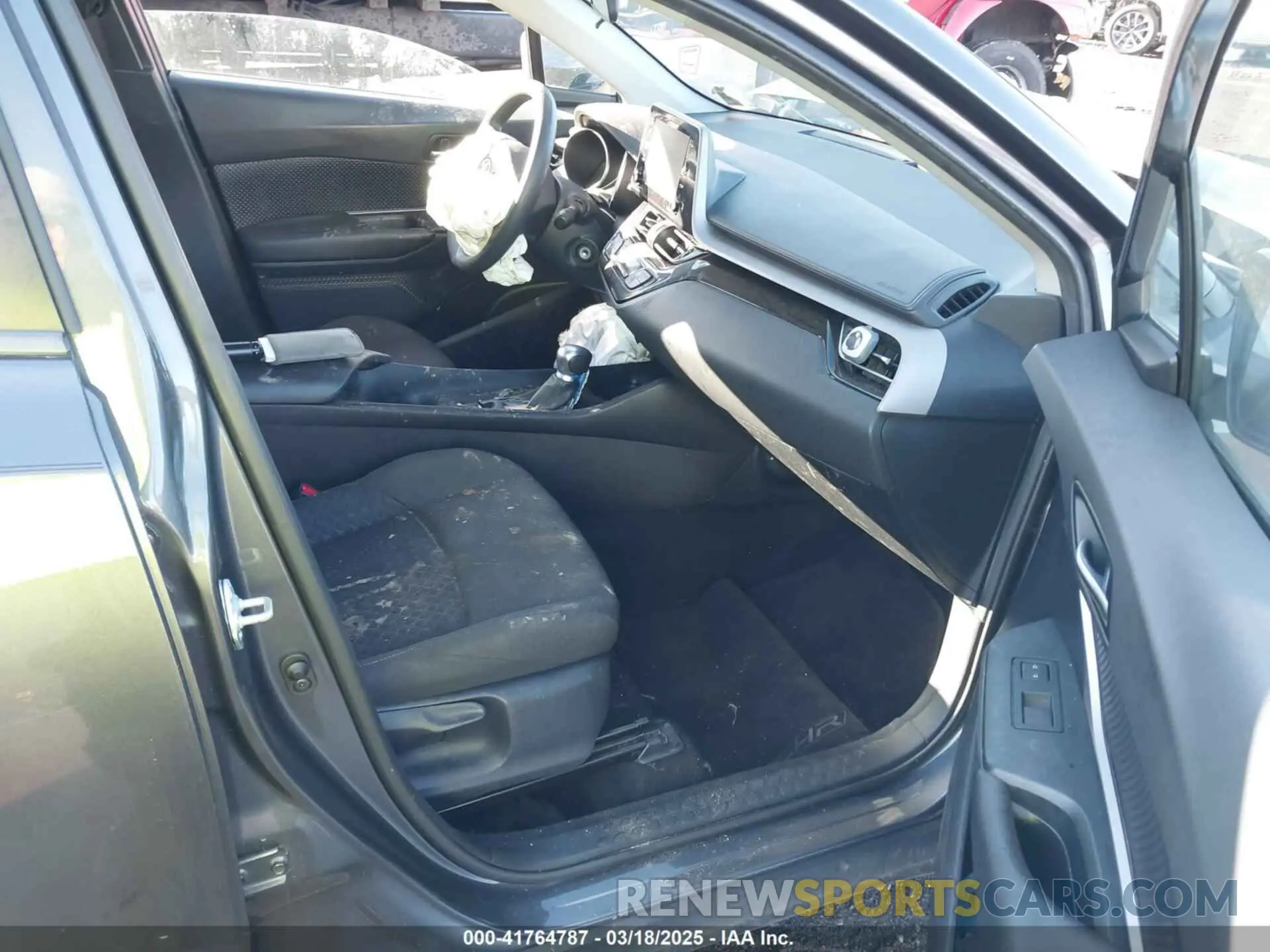 5 Photograph of a damaged car NMTKHMBX2MR120452 TOYOTA C-HR 2021