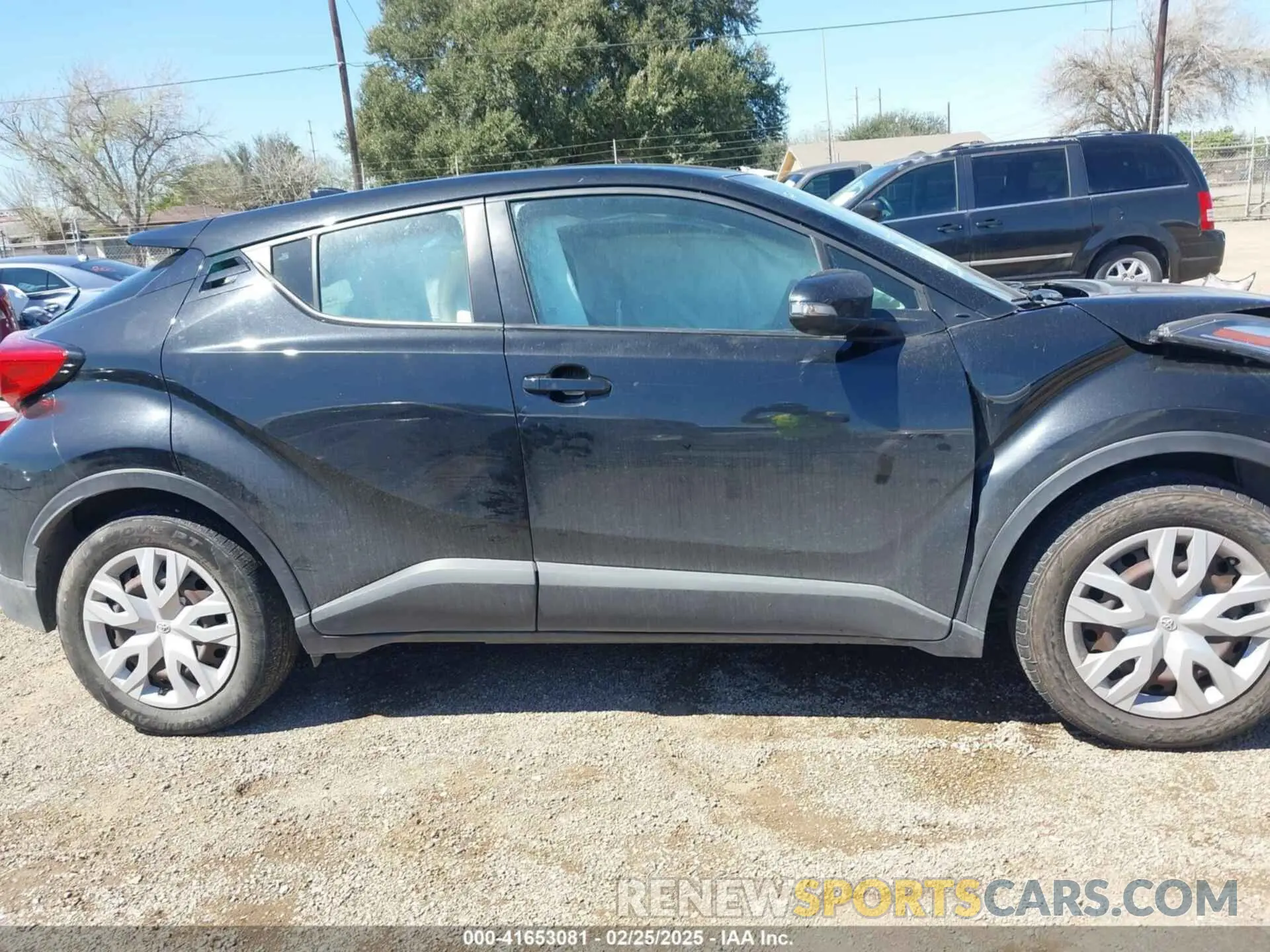 13 Photograph of a damaged car NMTKHMBX2MR127451 TOYOTA C-HR 2021