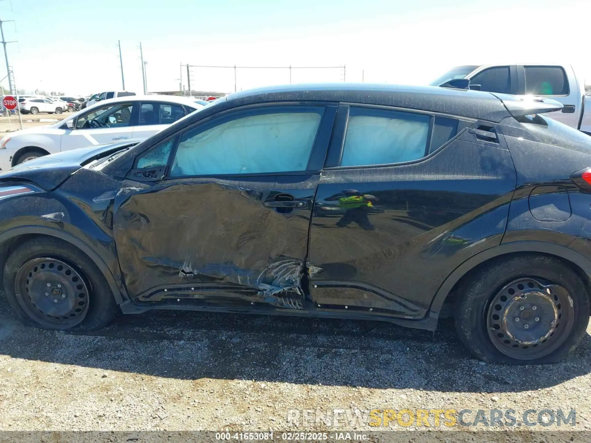 14 Photograph of a damaged car NMTKHMBX2MR127451 TOYOTA C-HR 2021