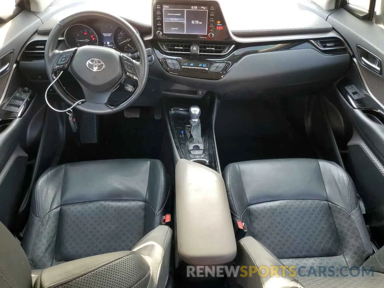 8 Photograph of a damaged car NMTKHMBX2MR128910 TOYOTA C-HR 2021