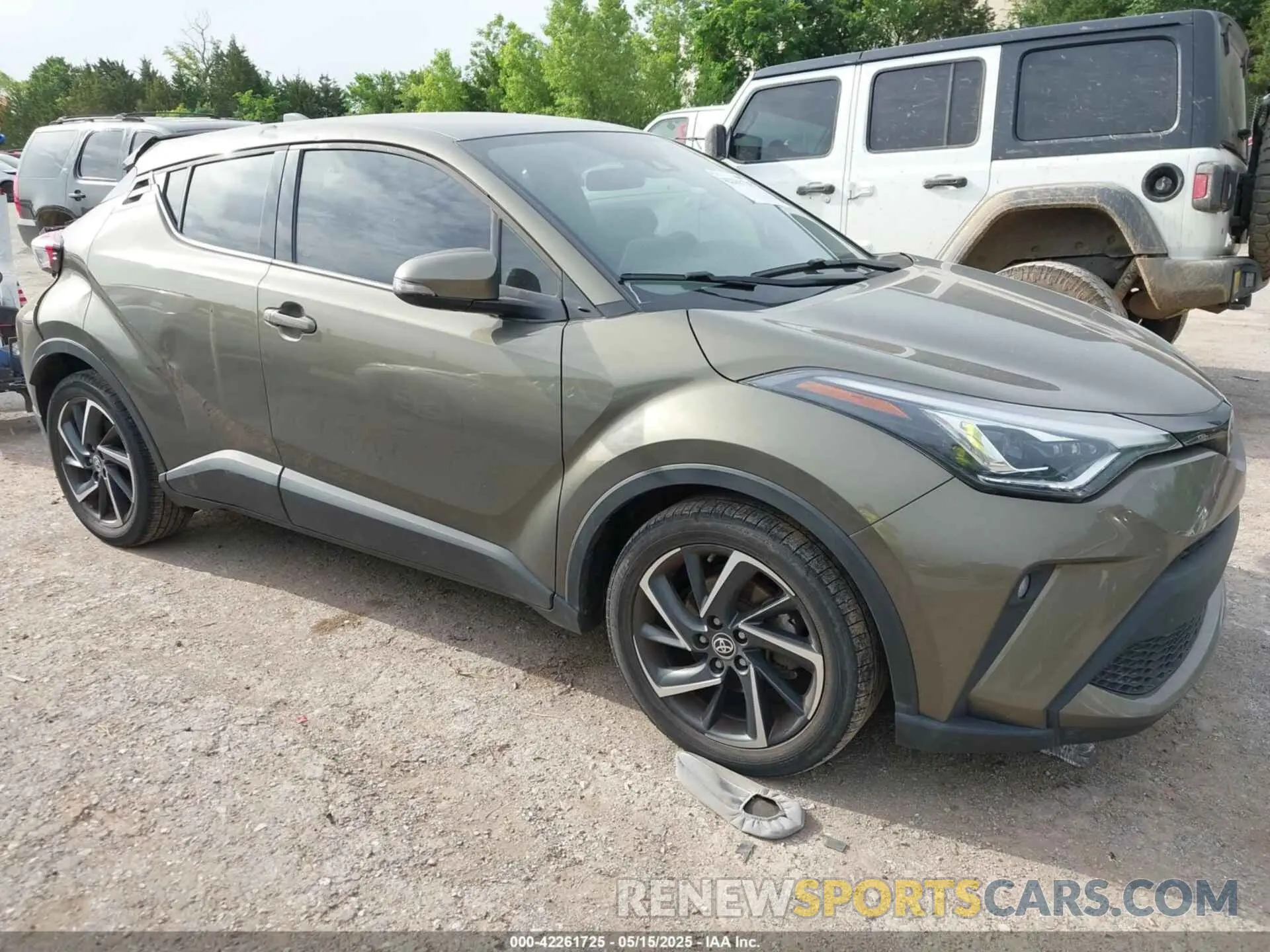 1 Photograph of a damaged car NMTKHMBX2MR132598 TOYOTA C-HR 2021