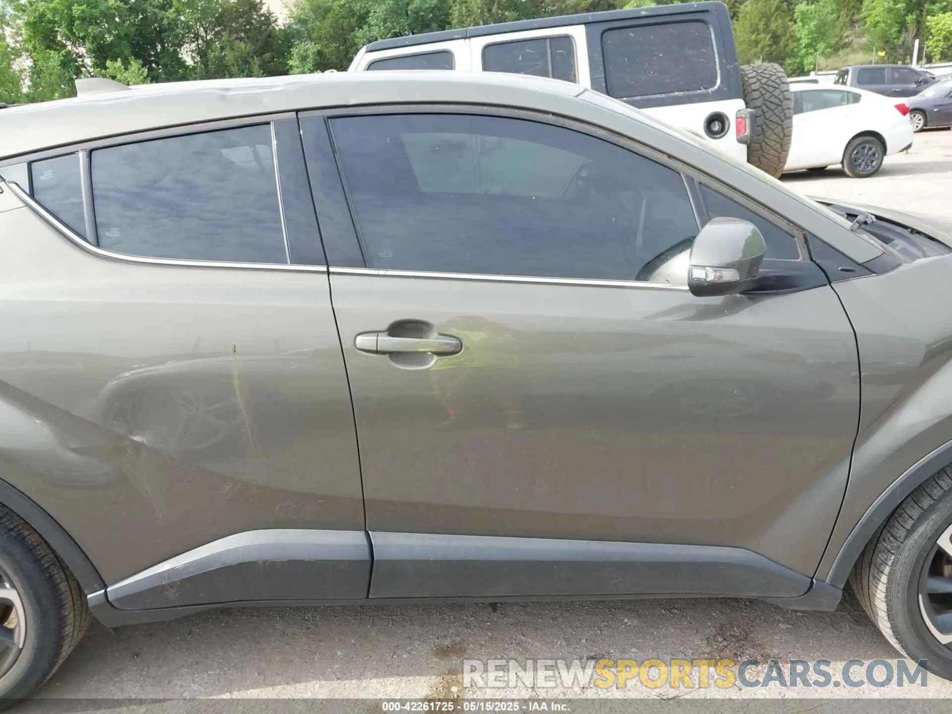 13 Photograph of a damaged car NMTKHMBX2MR132598 TOYOTA C-HR 2021
