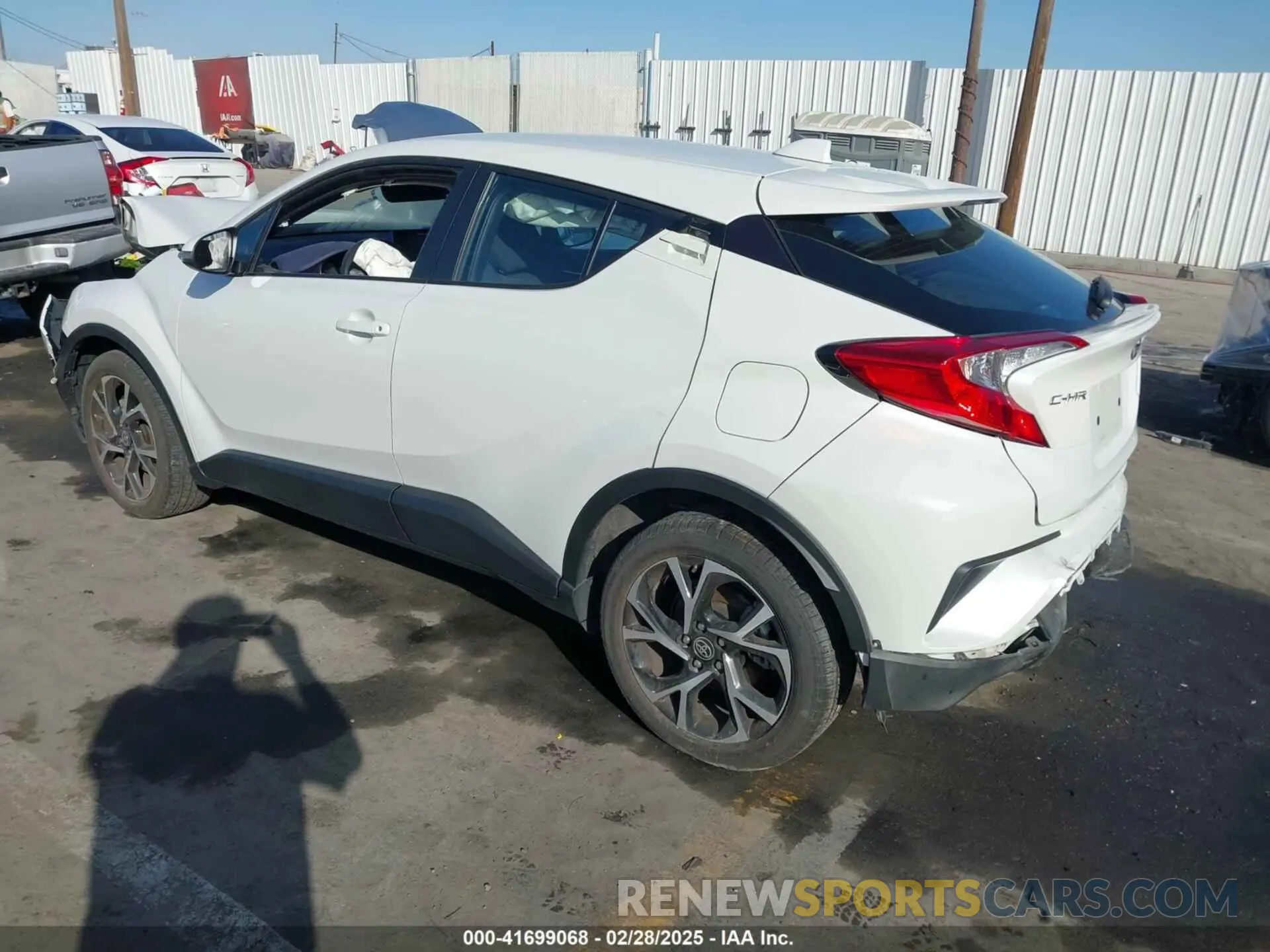 3 Photograph of a damaged car NMTKHMBX2MR133590 TOYOTA C-HR 2021