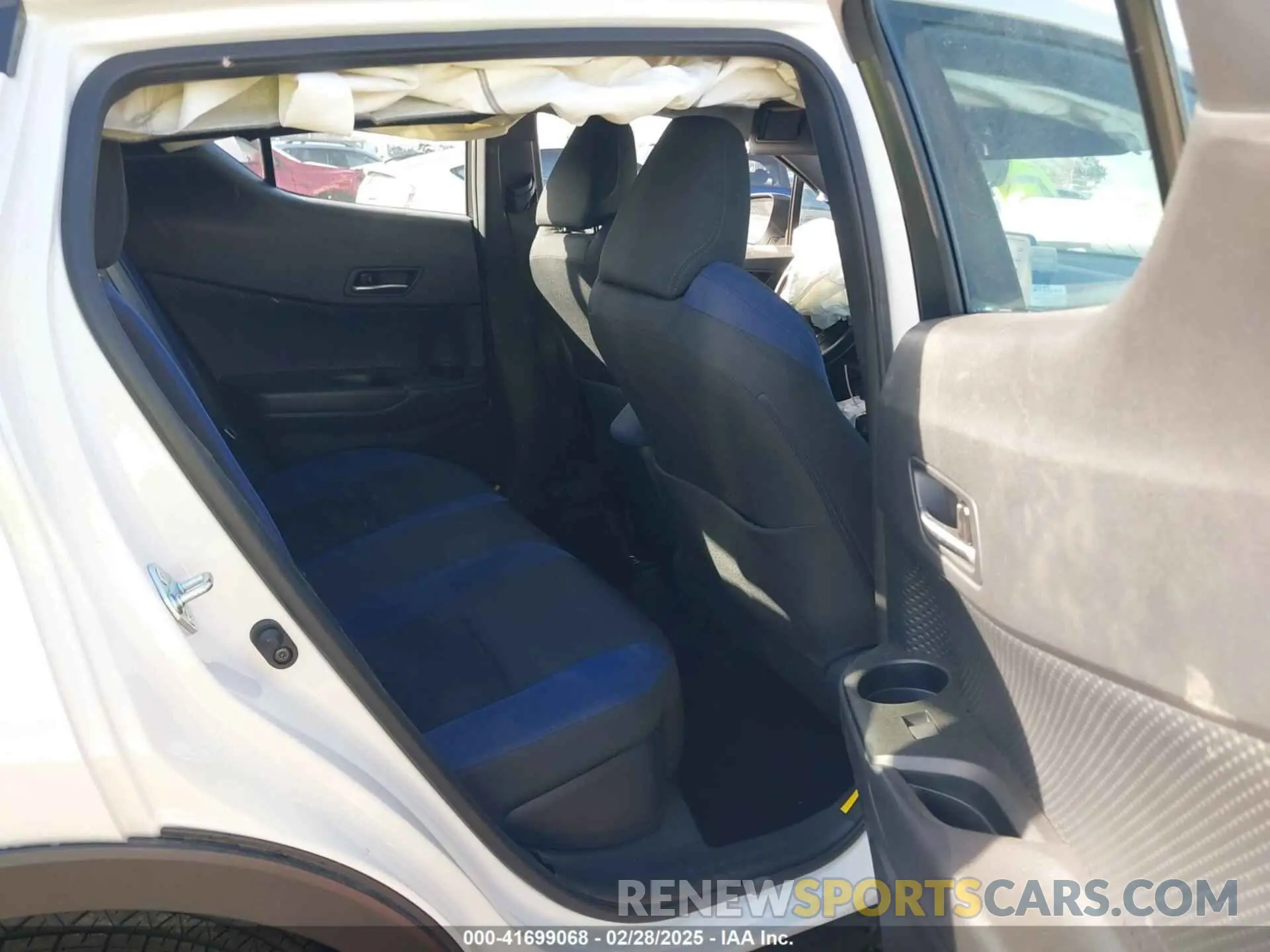 8 Photograph of a damaged car NMTKHMBX2MR133590 TOYOTA C-HR 2021